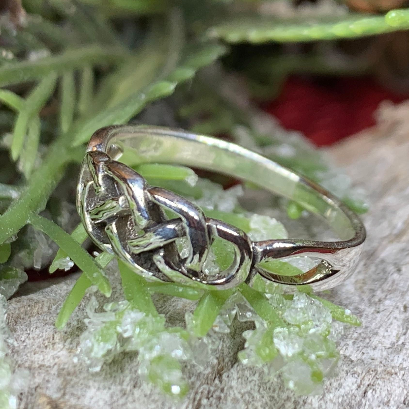 Simplicity Celtic Knot Ring