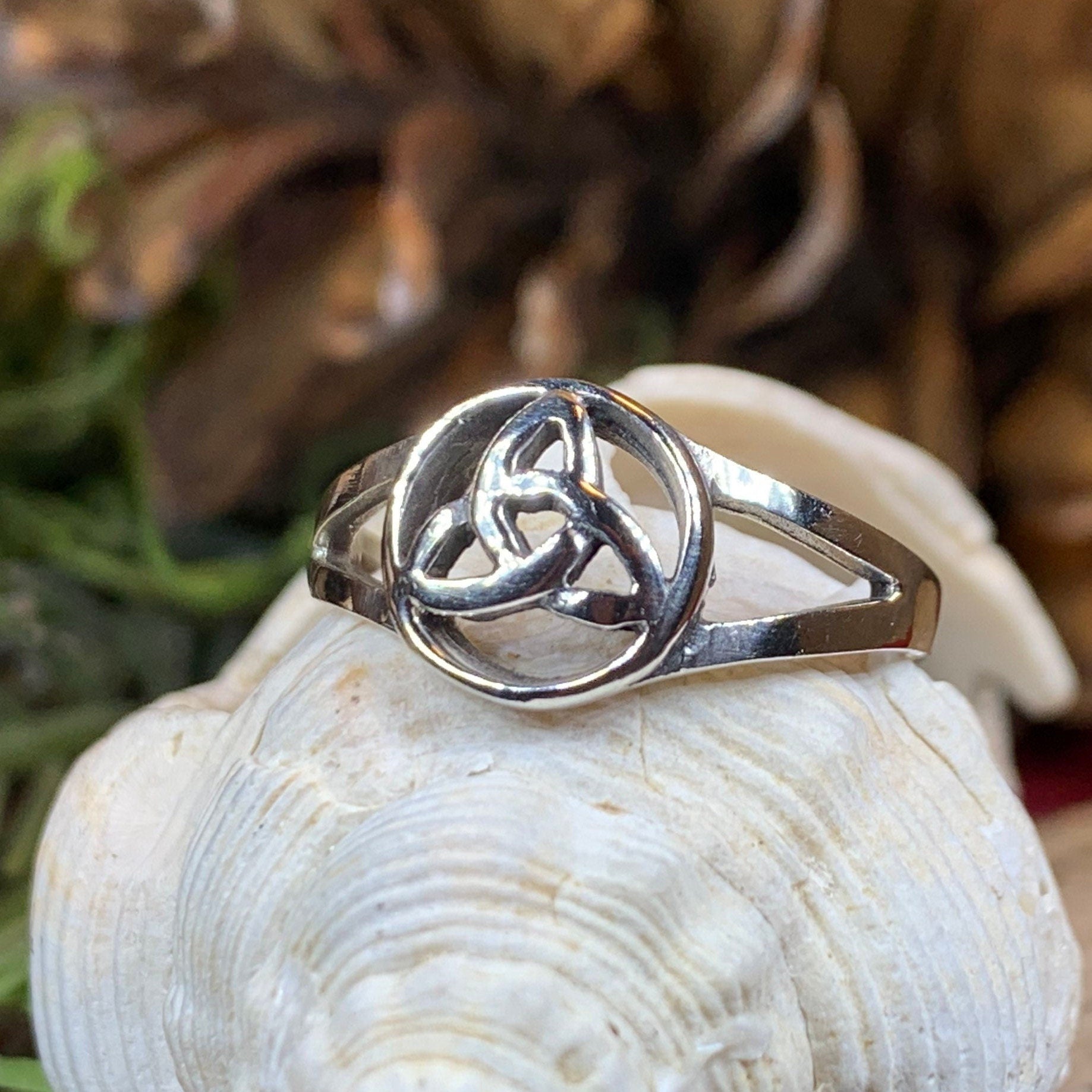 Trinity Knot Ring