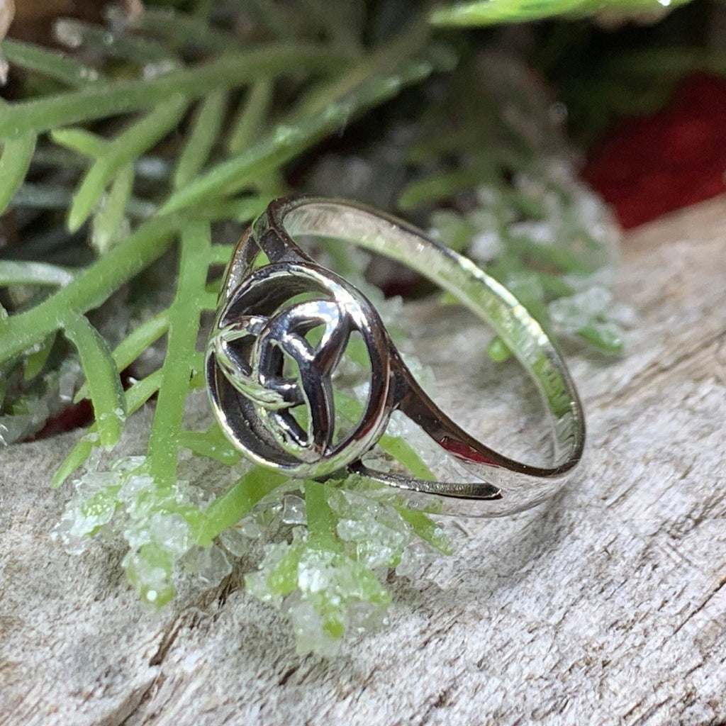 Trinity Knot Ring