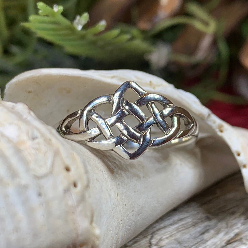 Lilou Celtic Knot Ring