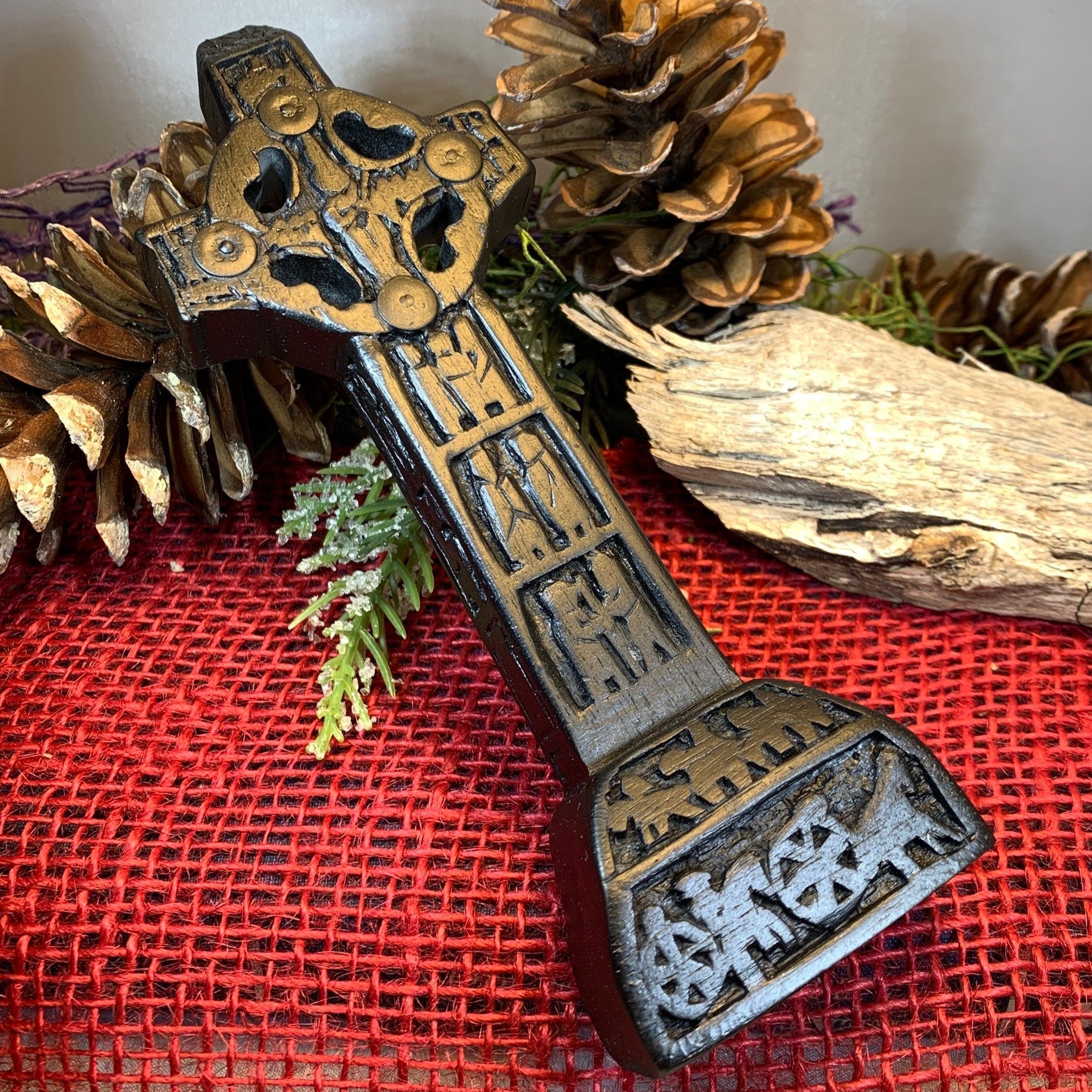 Clonmacnois Celtic Turf High Cross