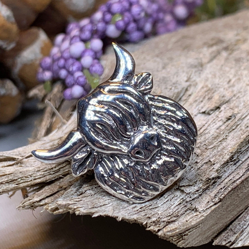 Shaggy Highland Cow Lapel Pin