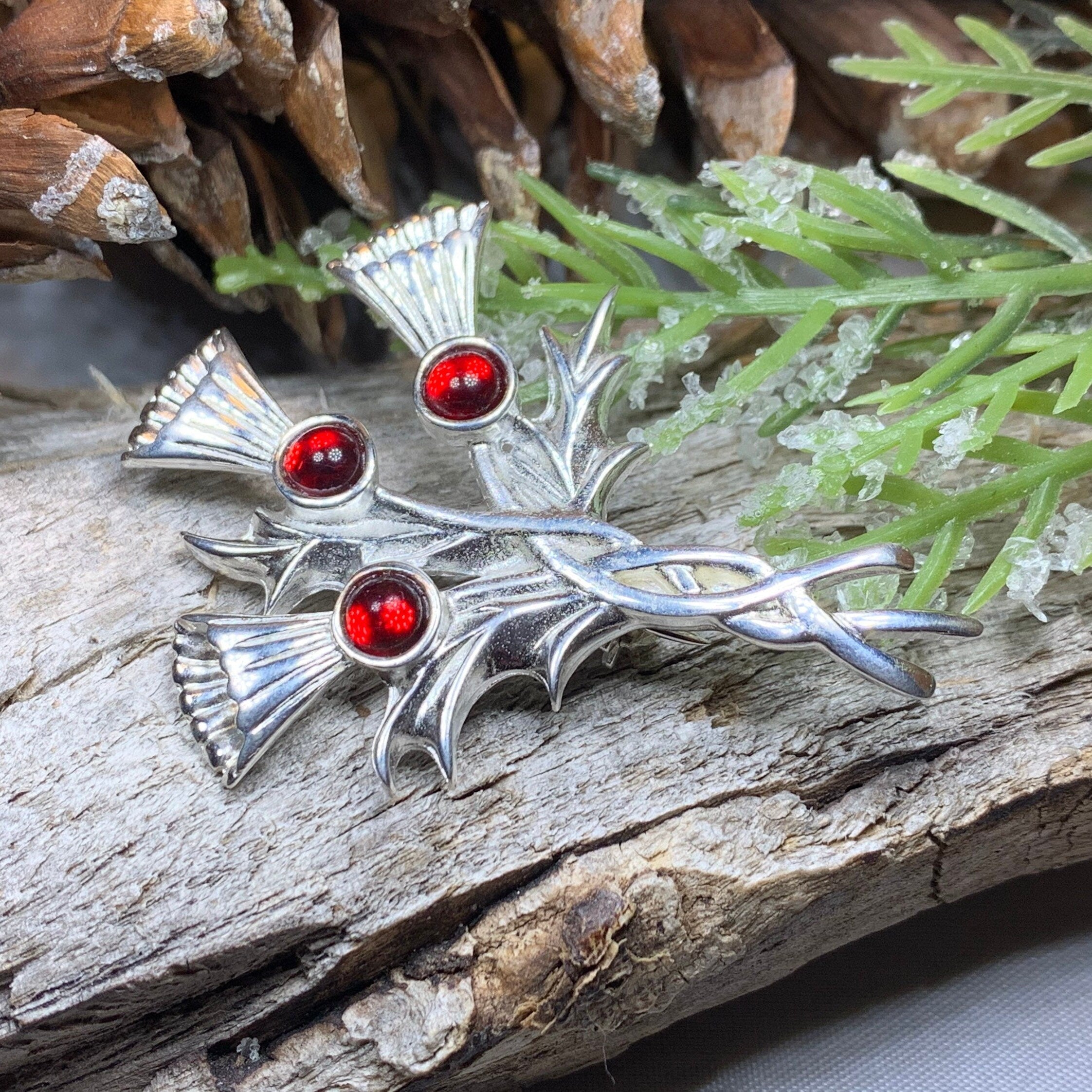 Cwen Thistle Pin