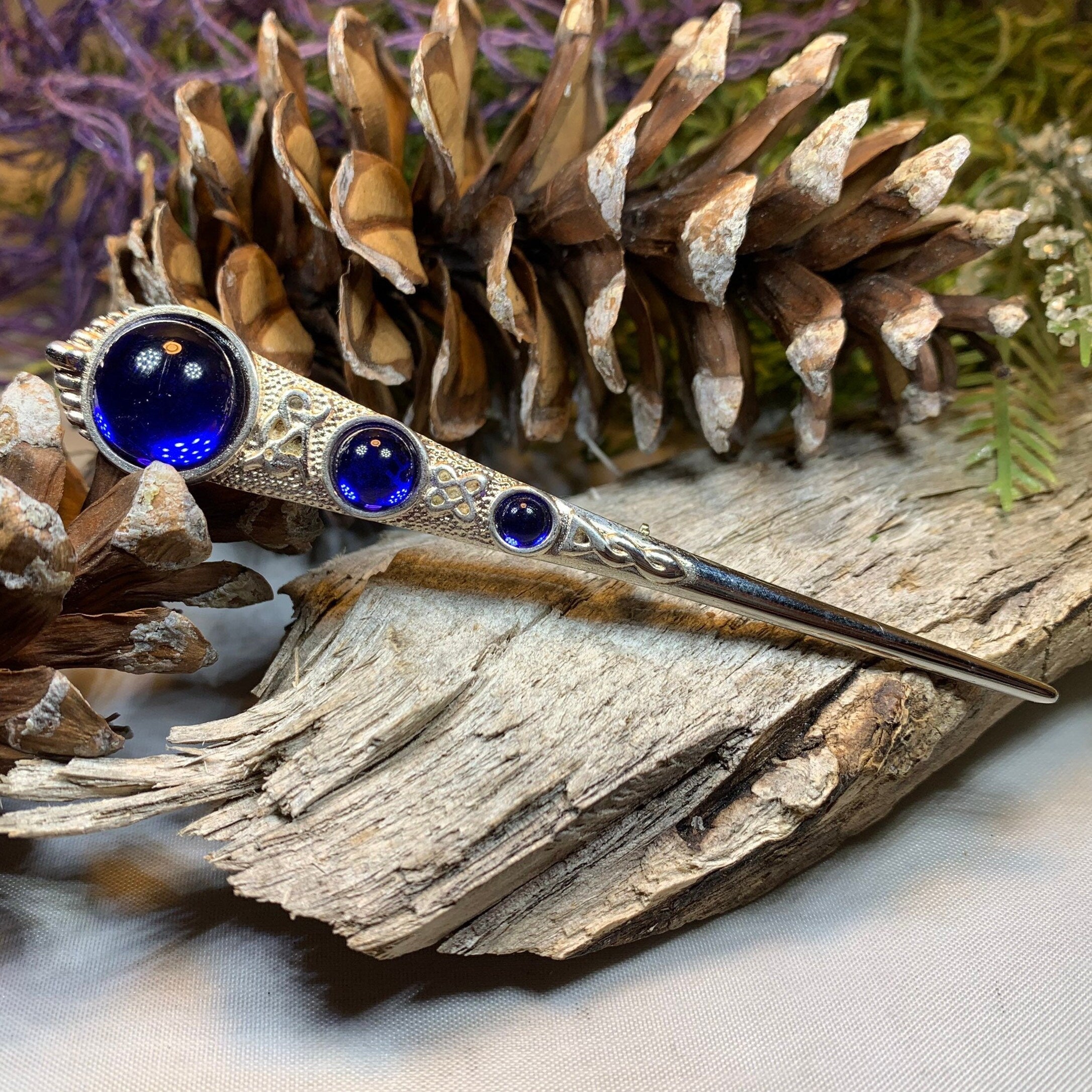 Coronation Celtic Kilt Pin