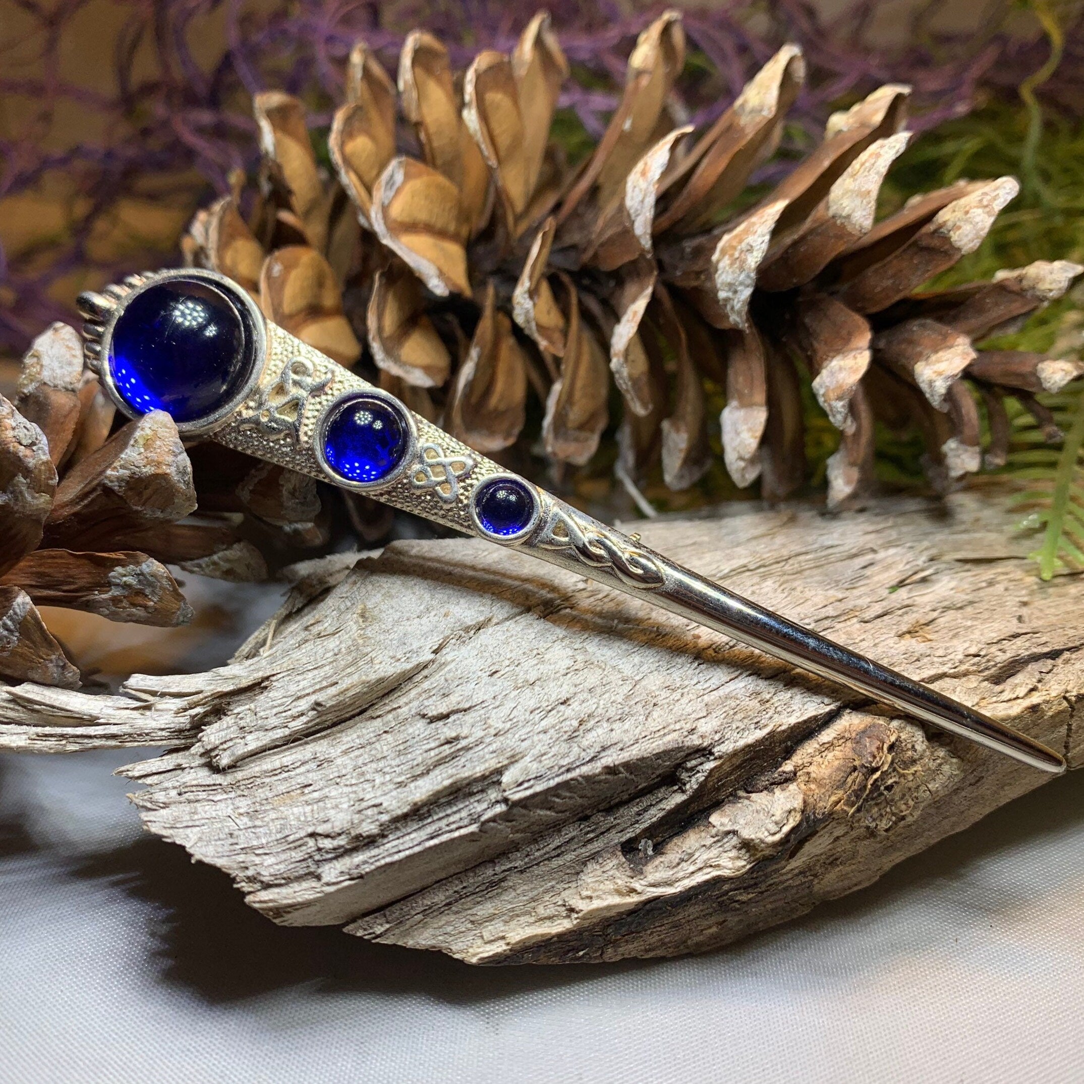 Coronation Celtic Kilt Pin