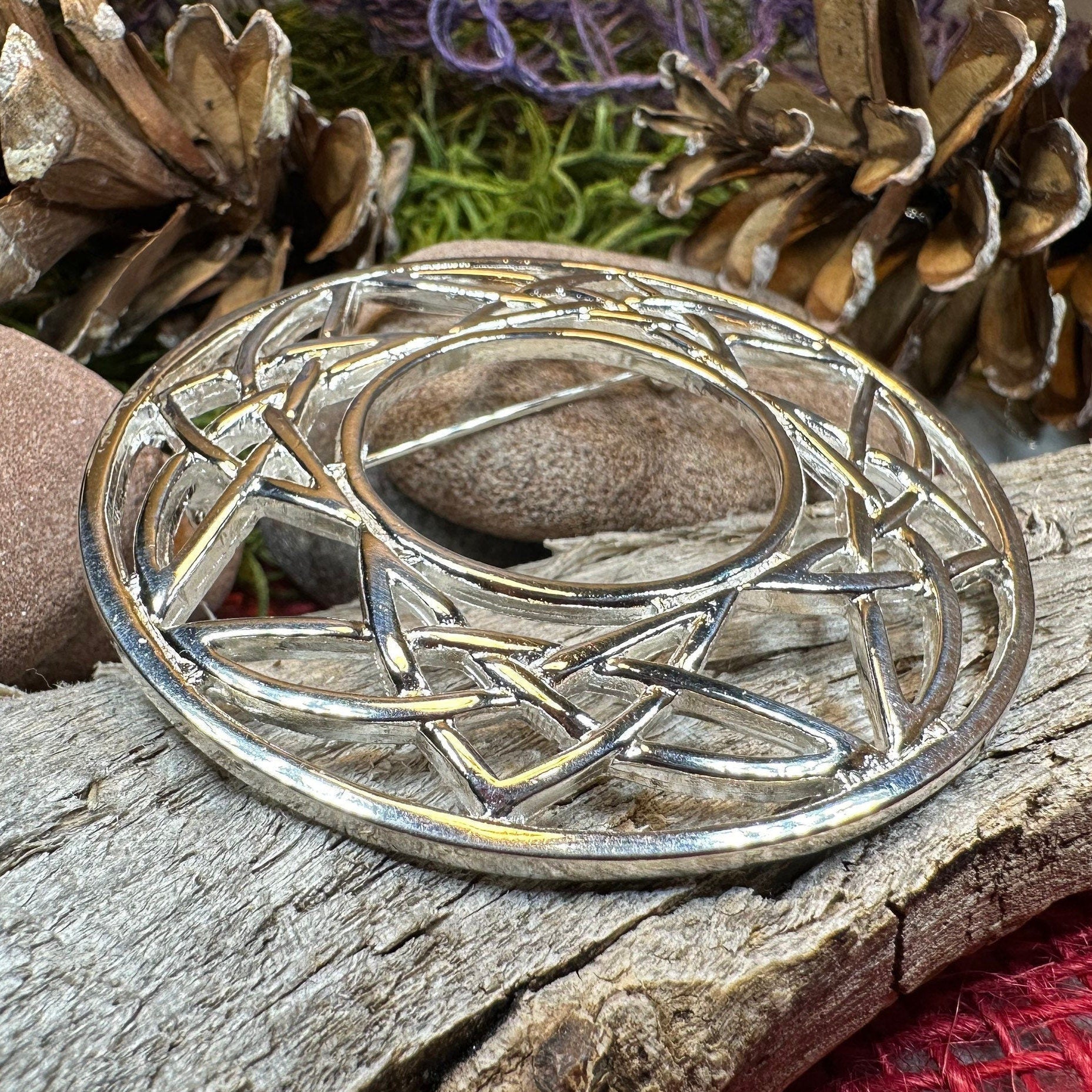 Lochdaw Celtic Knot Brooch