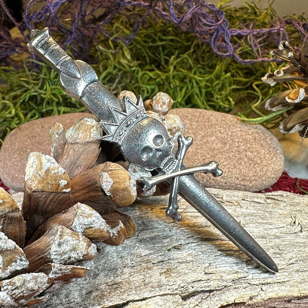 Scottish Skull Kilt Pin