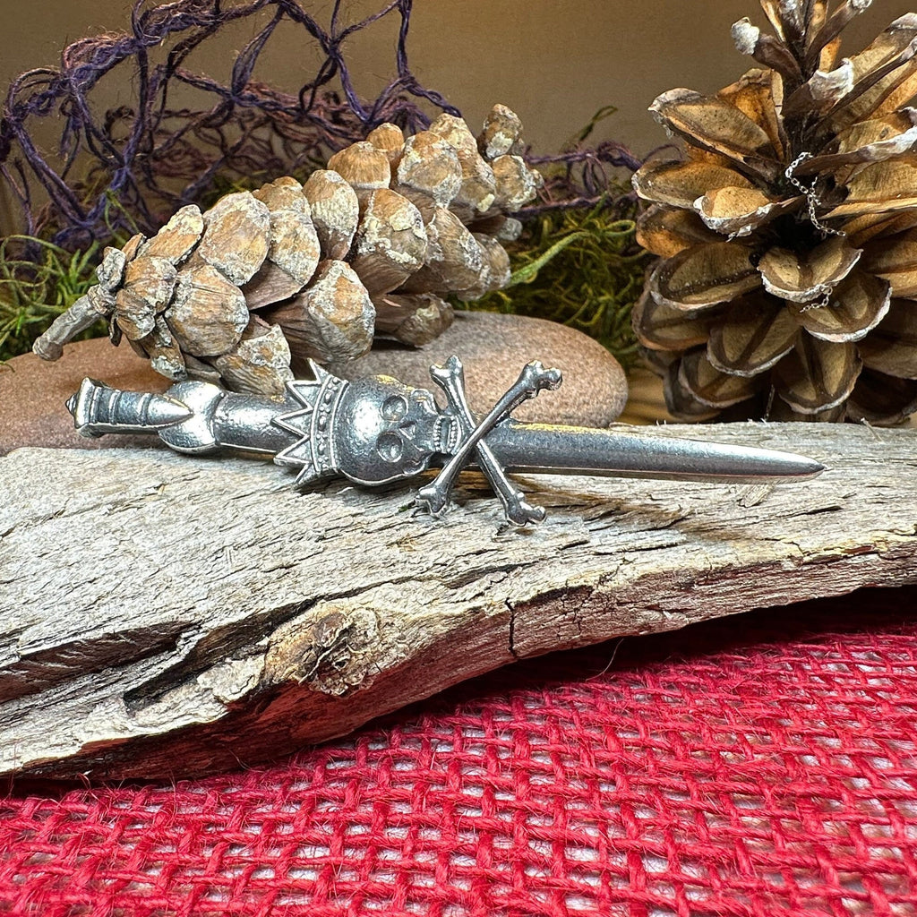 Scottish Skull Kilt Pin