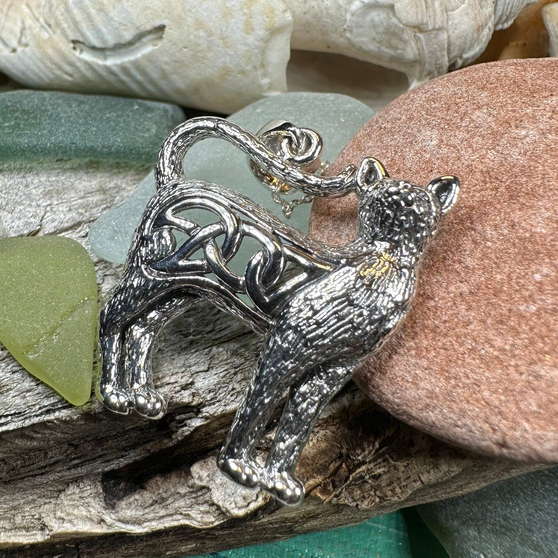 Eislyn Celtic Cat Necklace