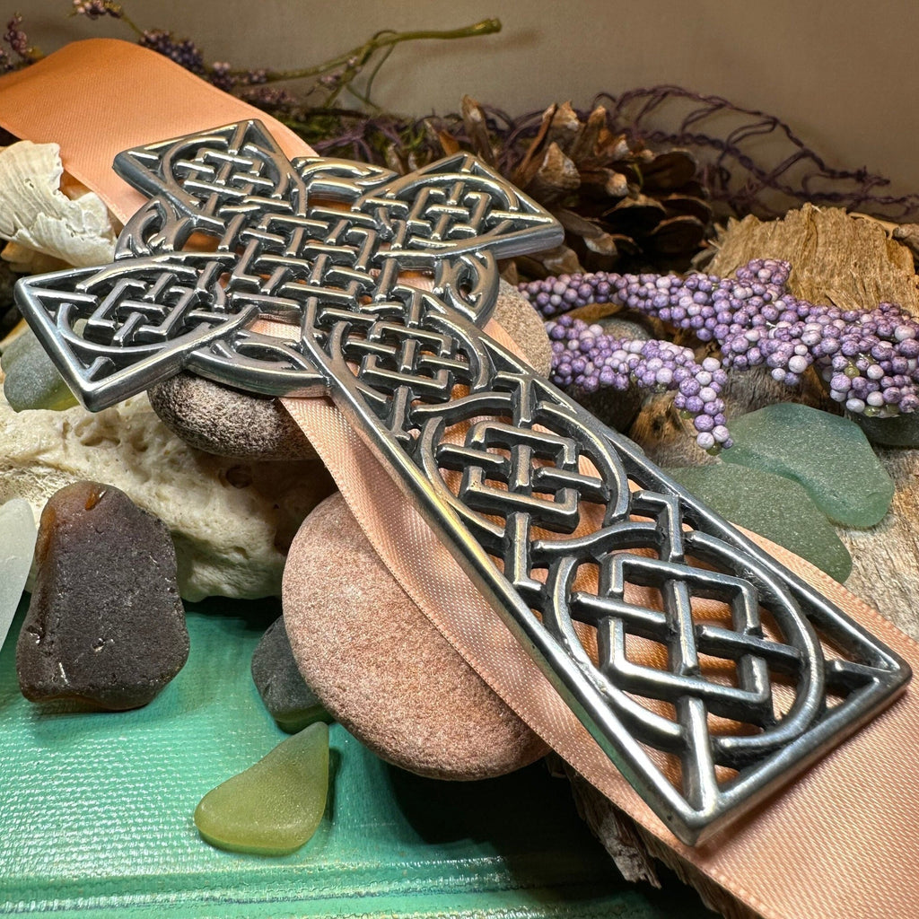 Classic Pewter Celtic Cross Wall Decor
