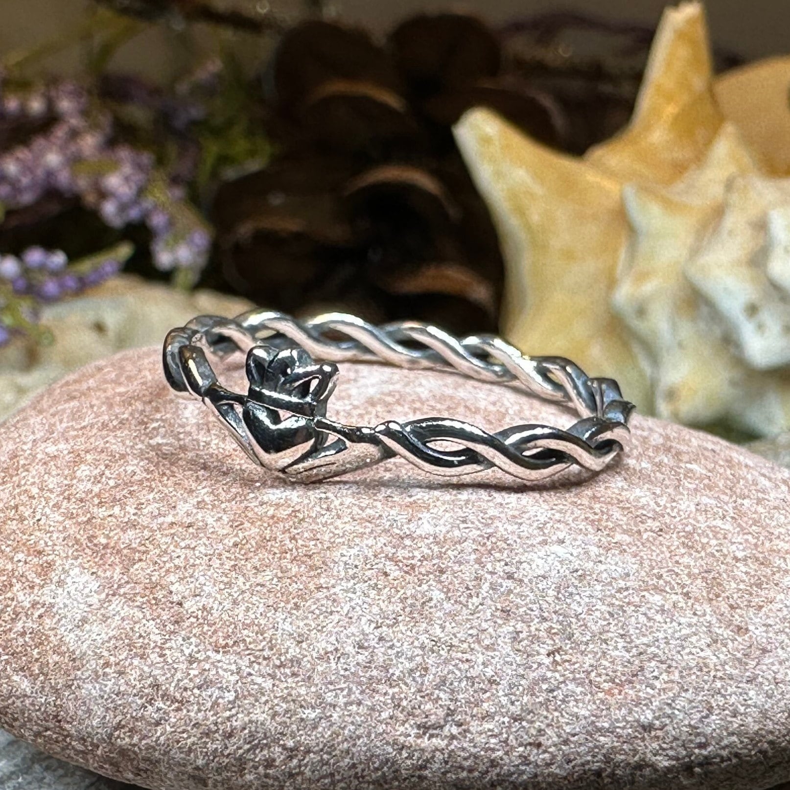Dainty Claddagh Ring