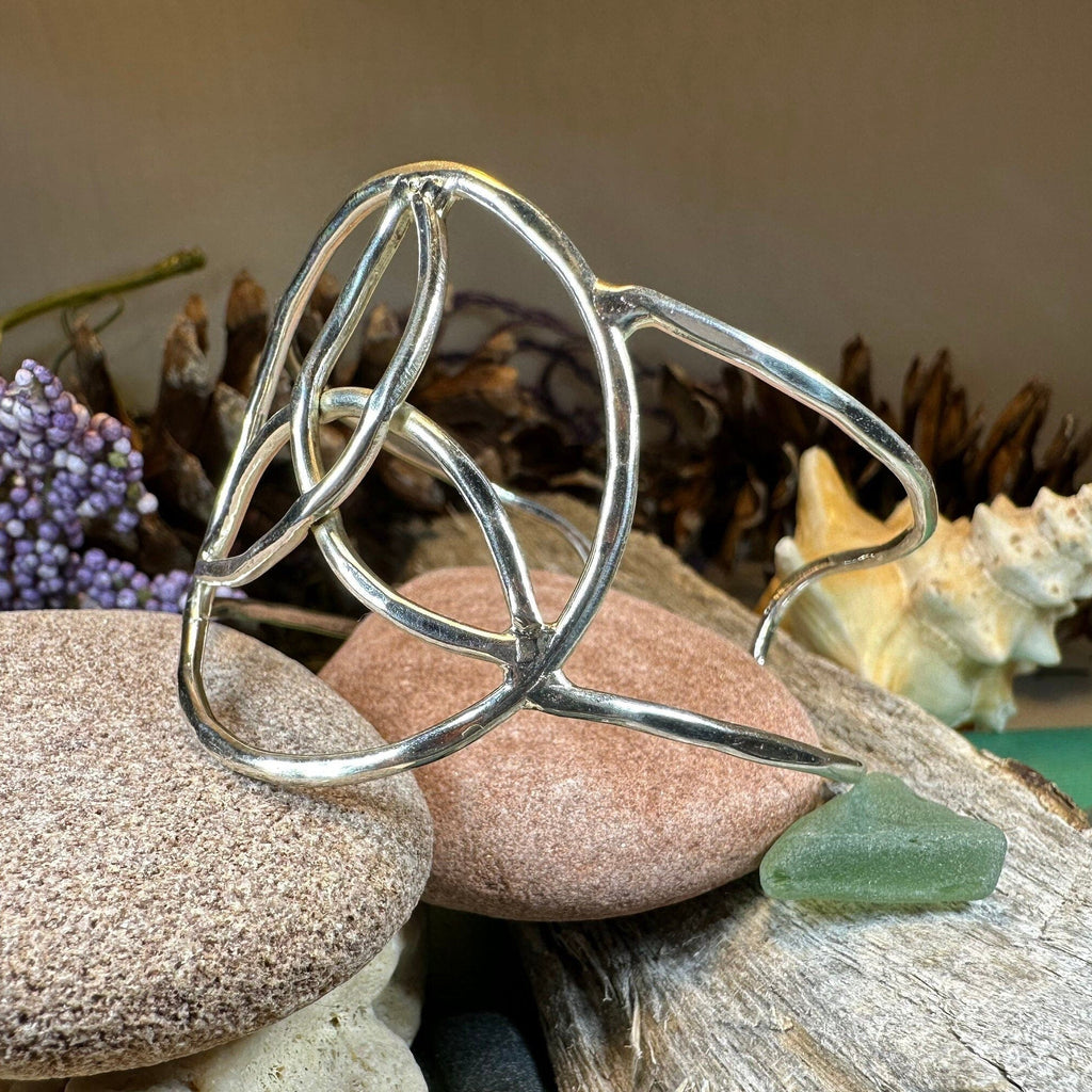 Trinity Knot Cage Bracelet