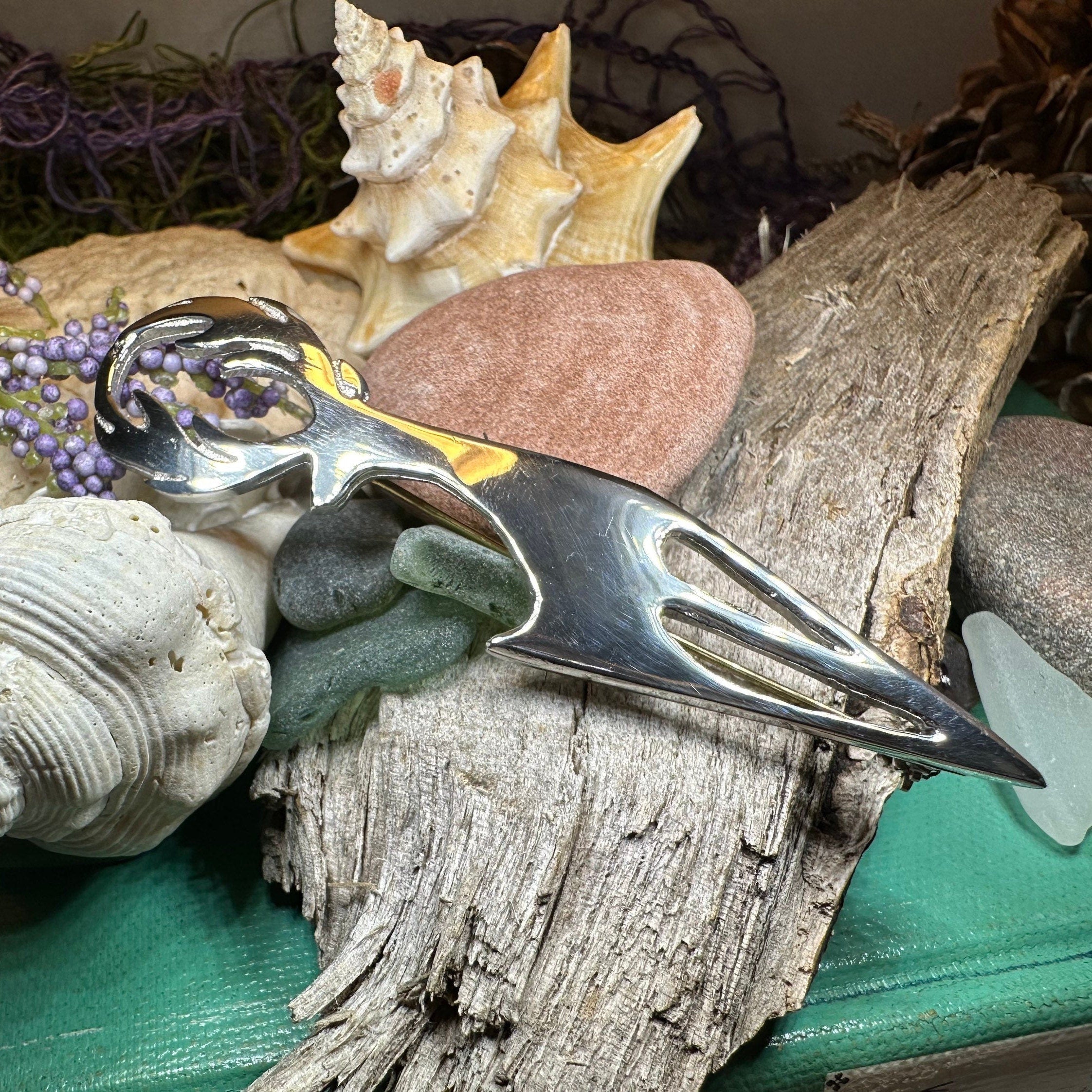 Modern Scottish Stag Kilt Pin