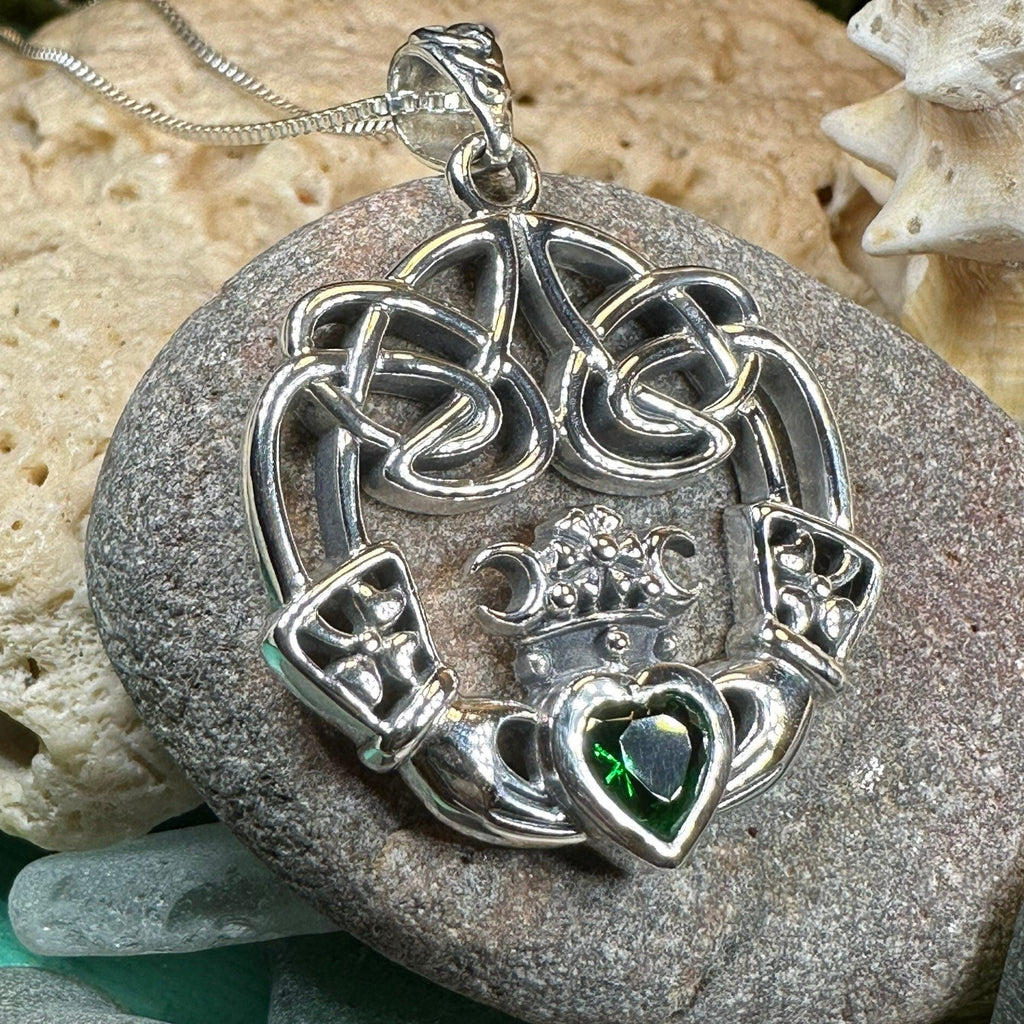 Irish Belle Claddagh Necklace