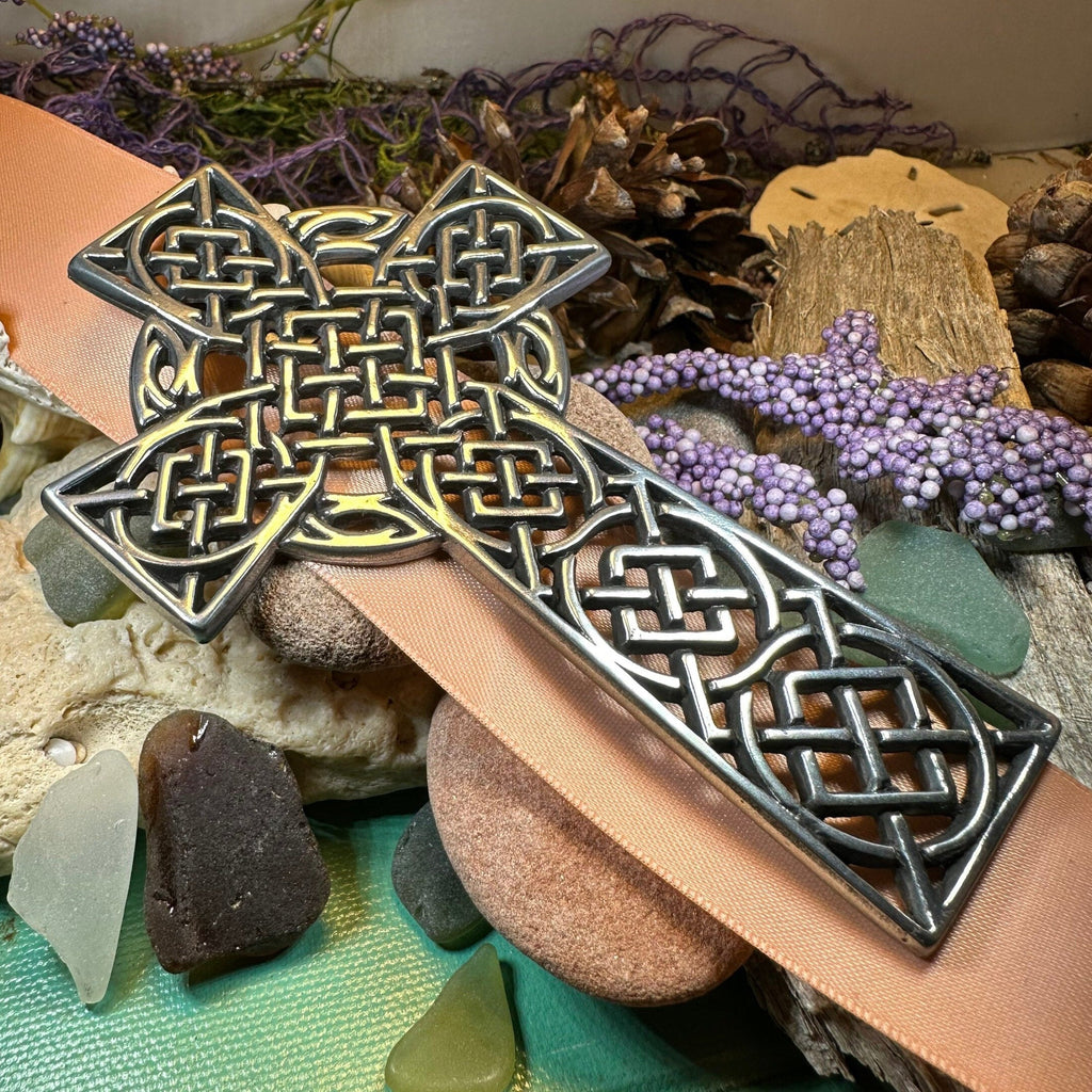 Classic Pewter Celtic Cross Wall Decor