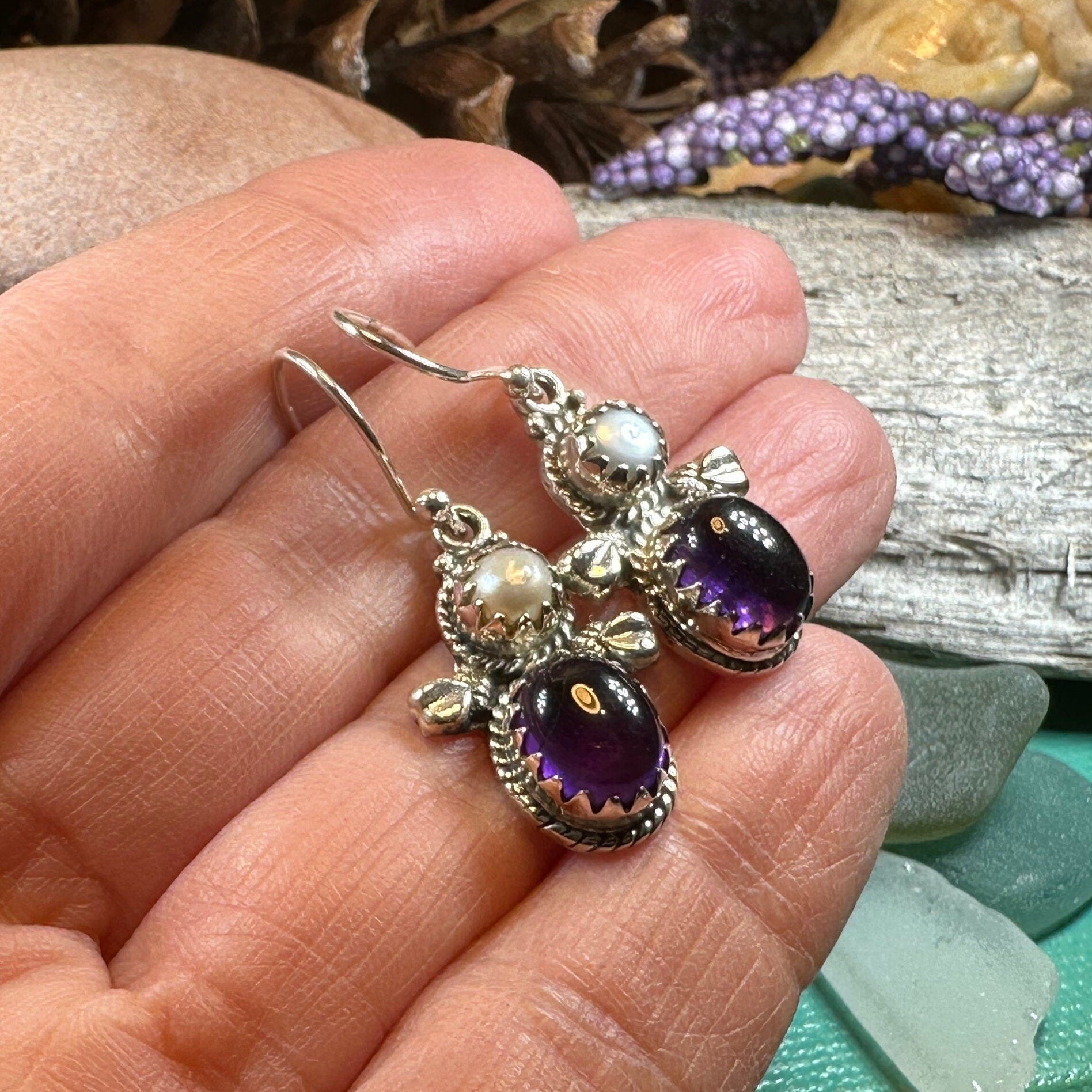 Lora Amethyst Pearl Earrings