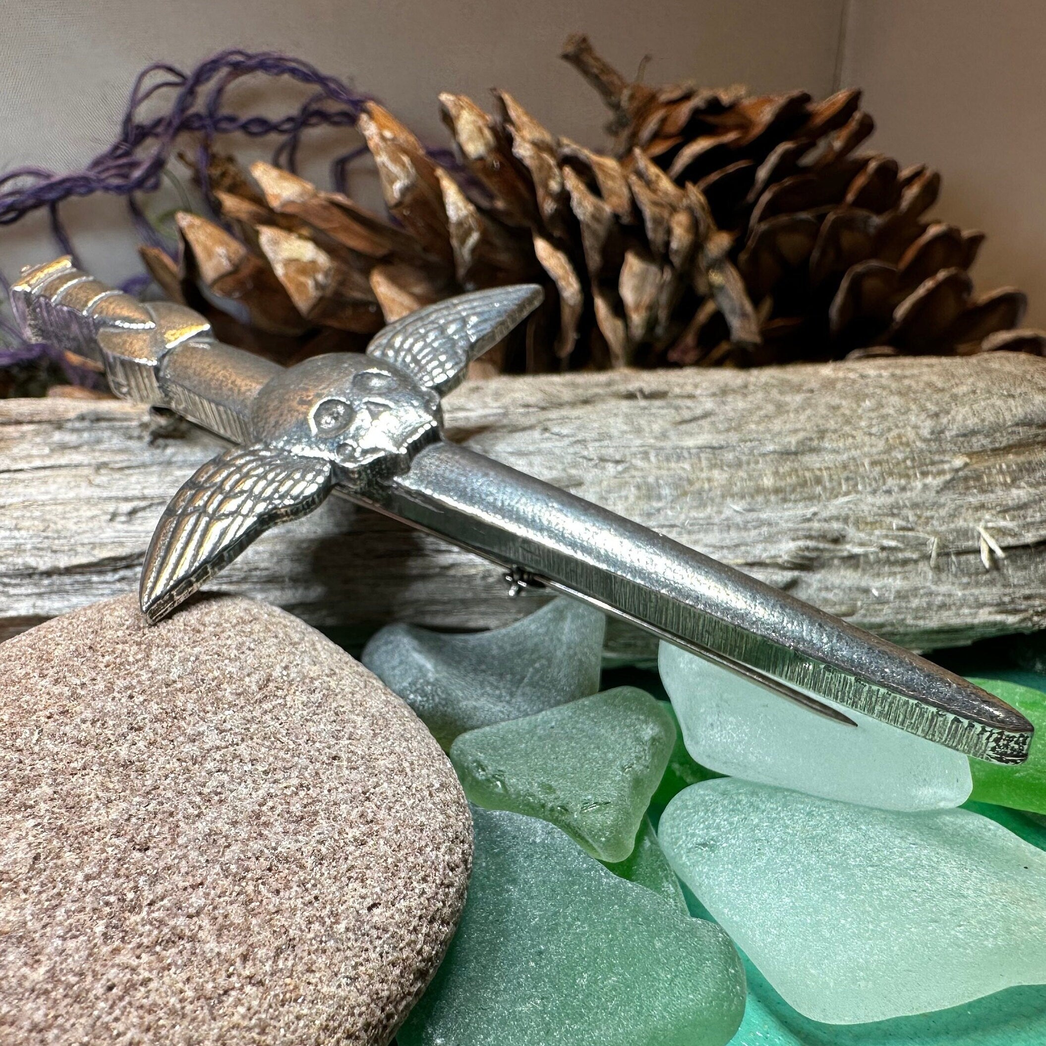 Greyfriars Skull Kilt Pin