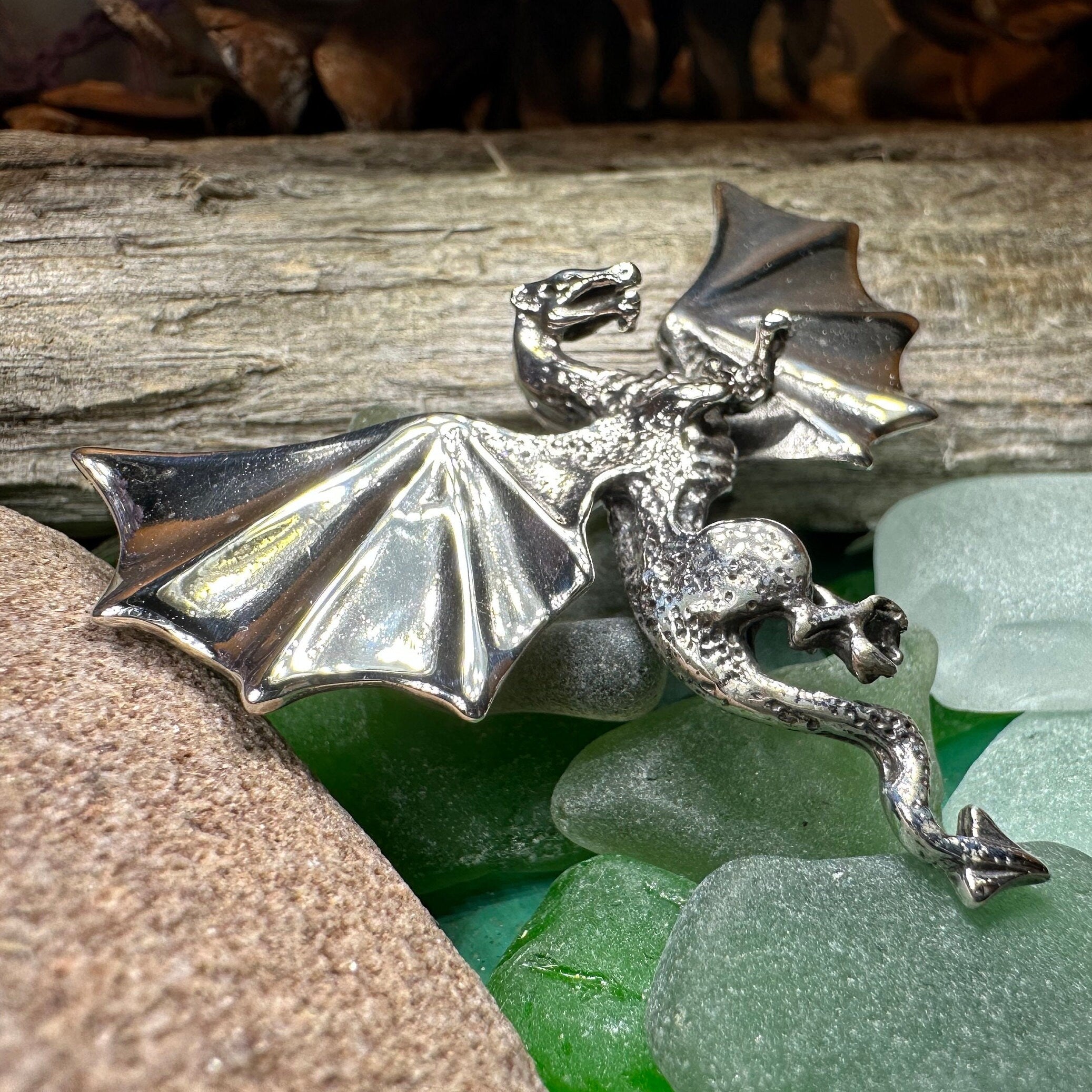 Sakkera Dragon Brooch