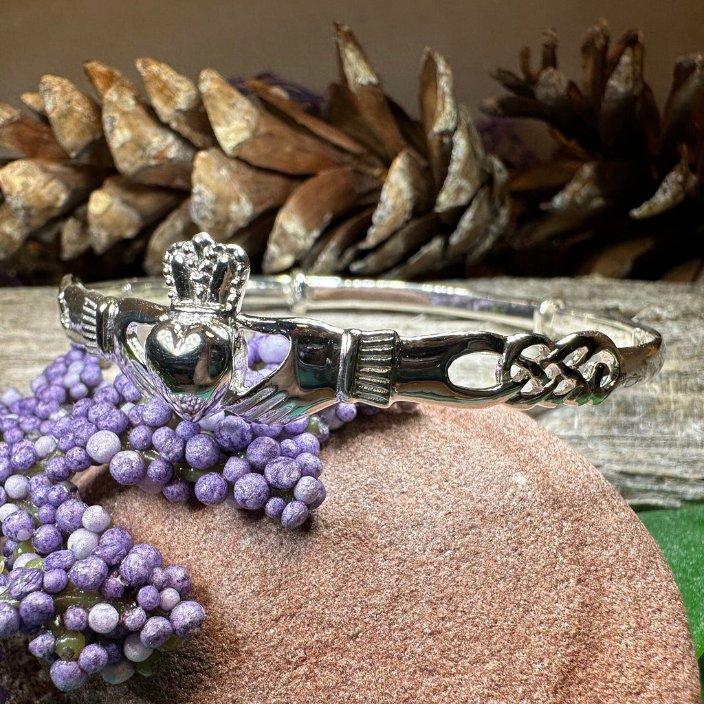 Laune Claddagh Bracelet