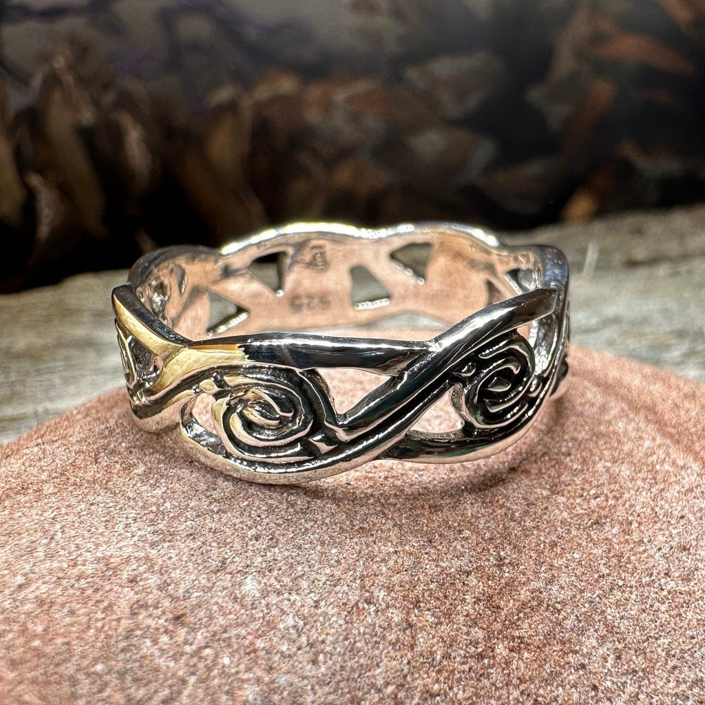 Wren Triple Spiral Ring