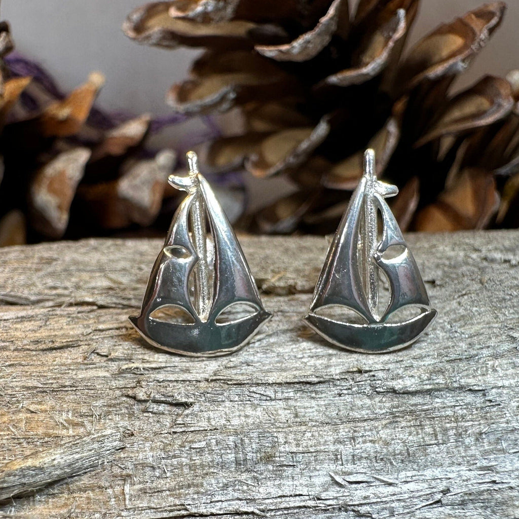Summerlea Sailboat Post Earrings