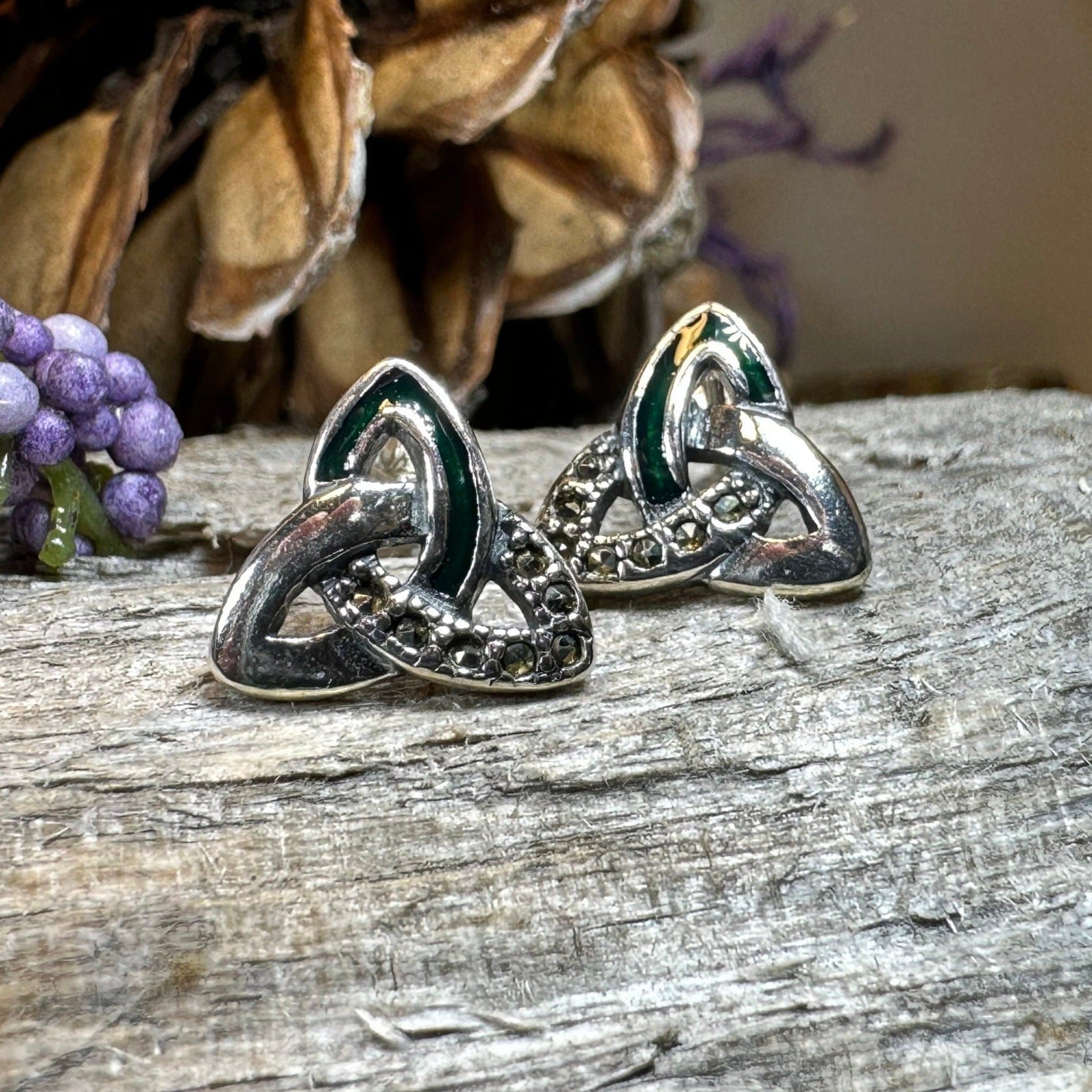 Chana Trinity Knot Post Earrings