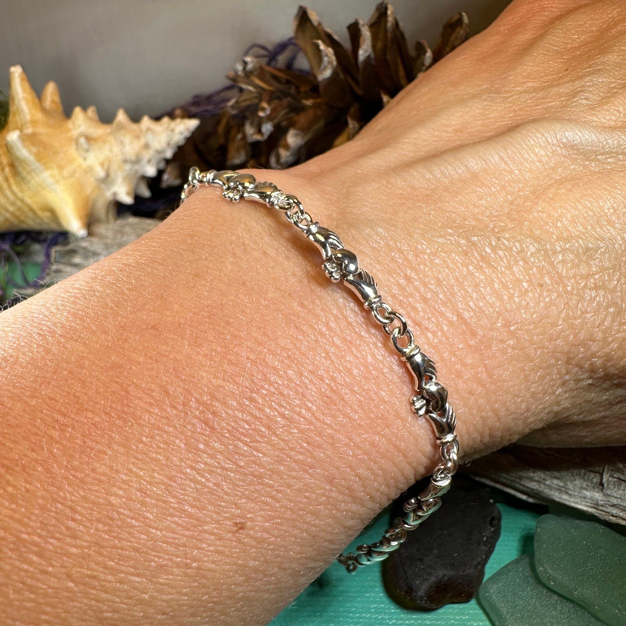 Traditional Claddagh Bracelet