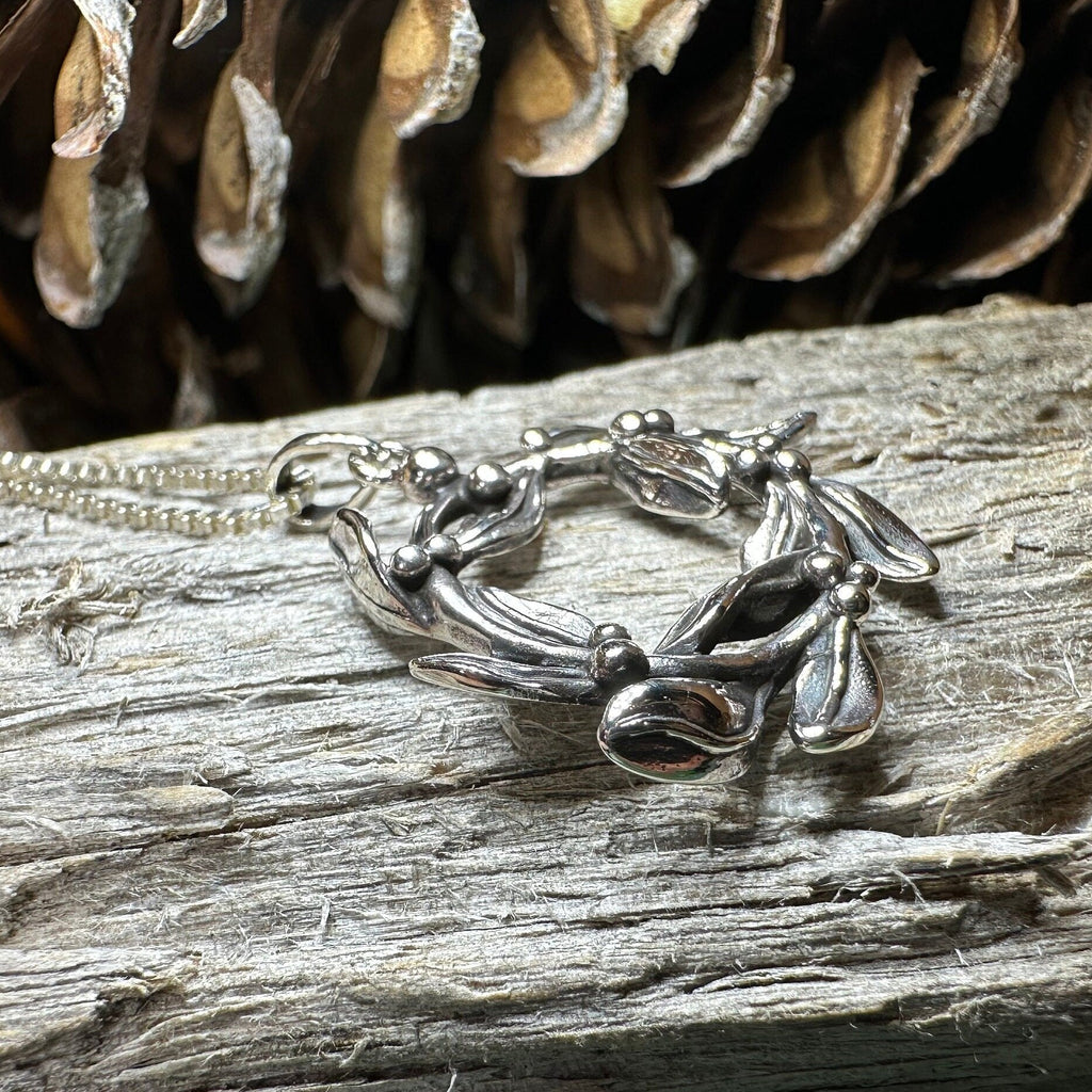 Mistletoe Wreath Necklace