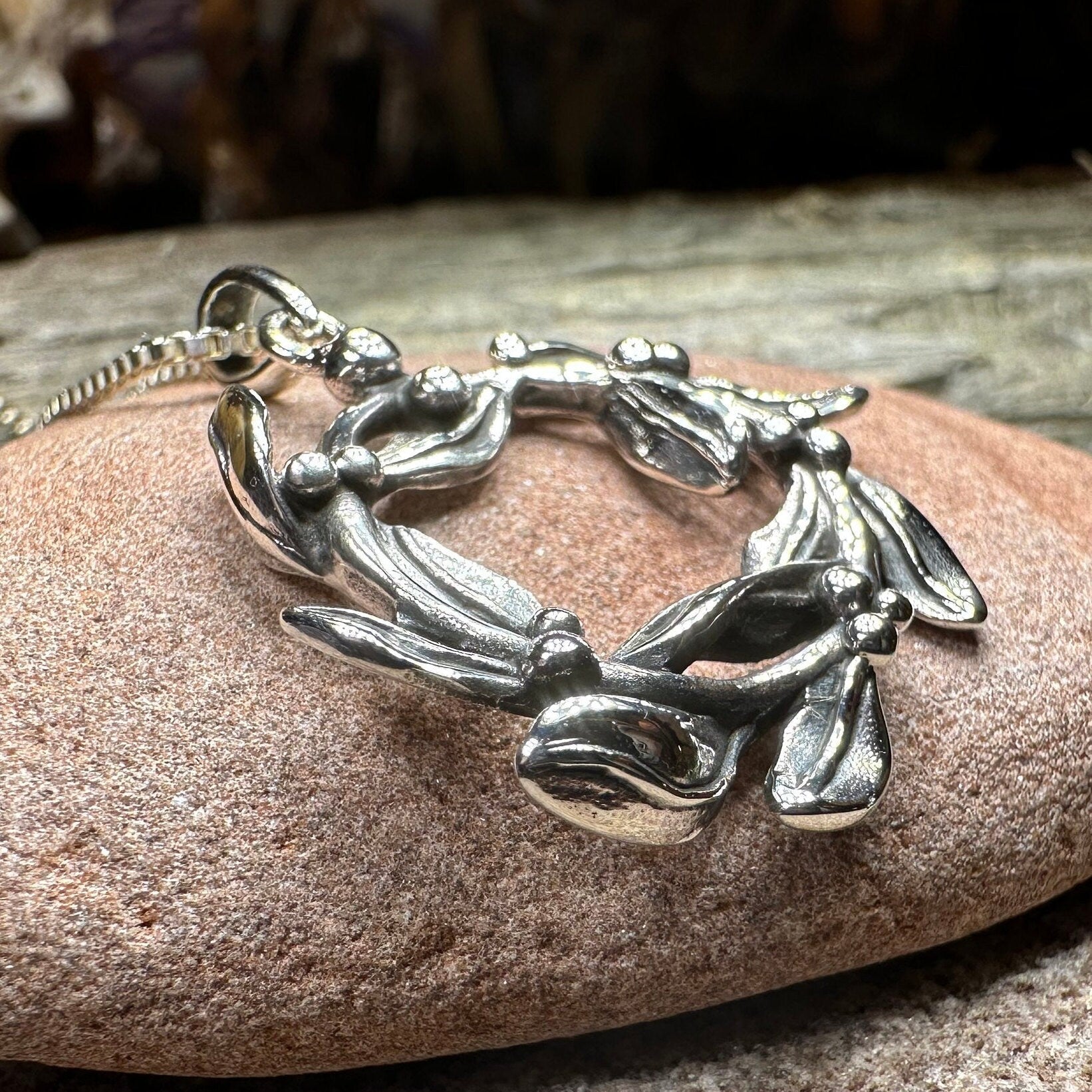 Mistletoe Wreath Necklace