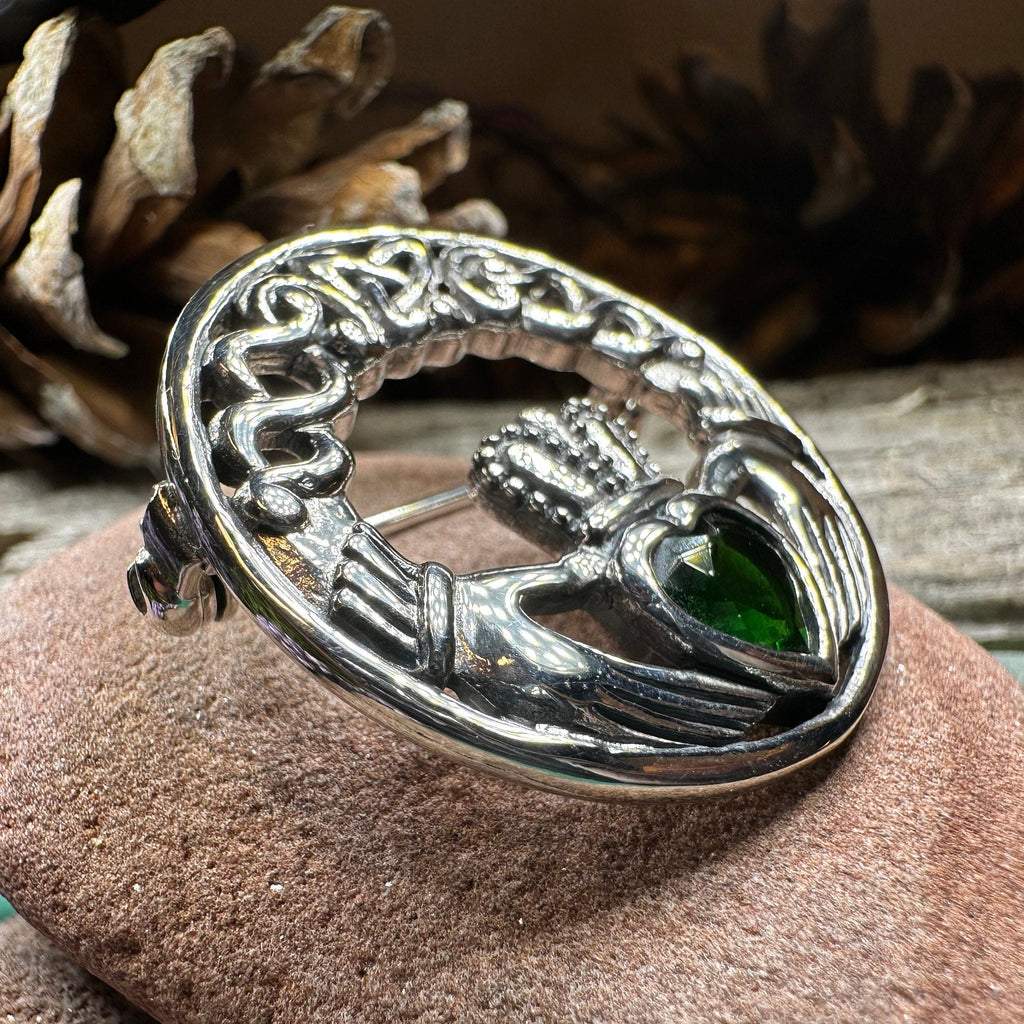 Emerald Claddagh Brooch