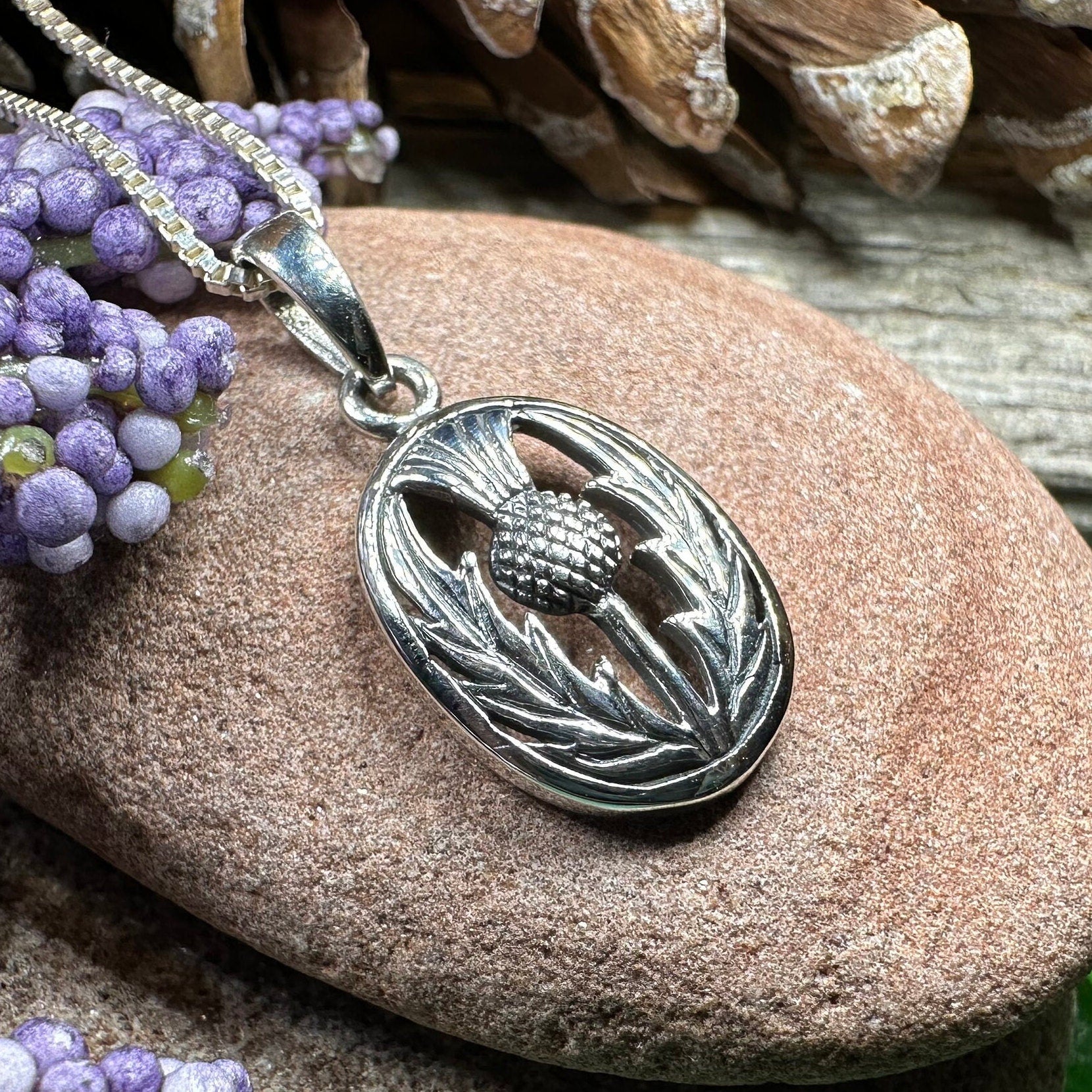 Simplicity Thistle Necklace