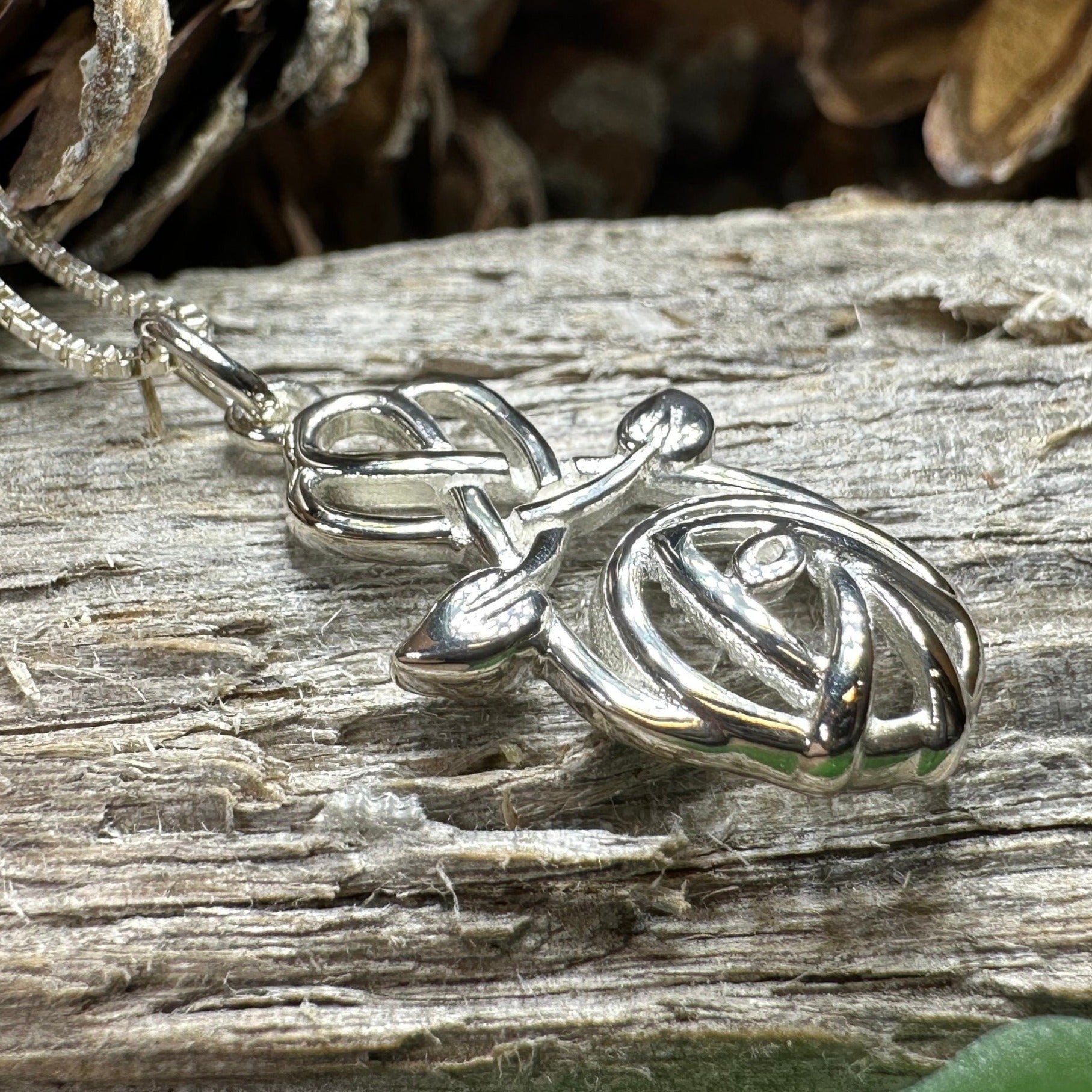 Cienna Mackintosh Rose Necklace