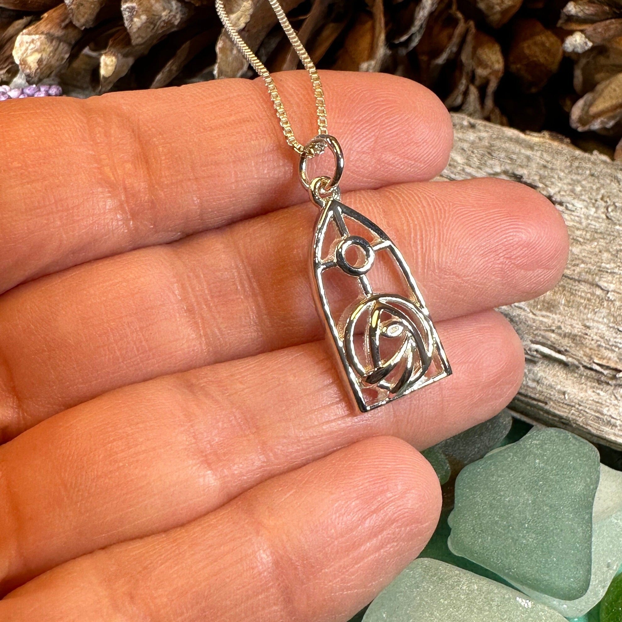 Arundel Mackintosh Rose Necklace