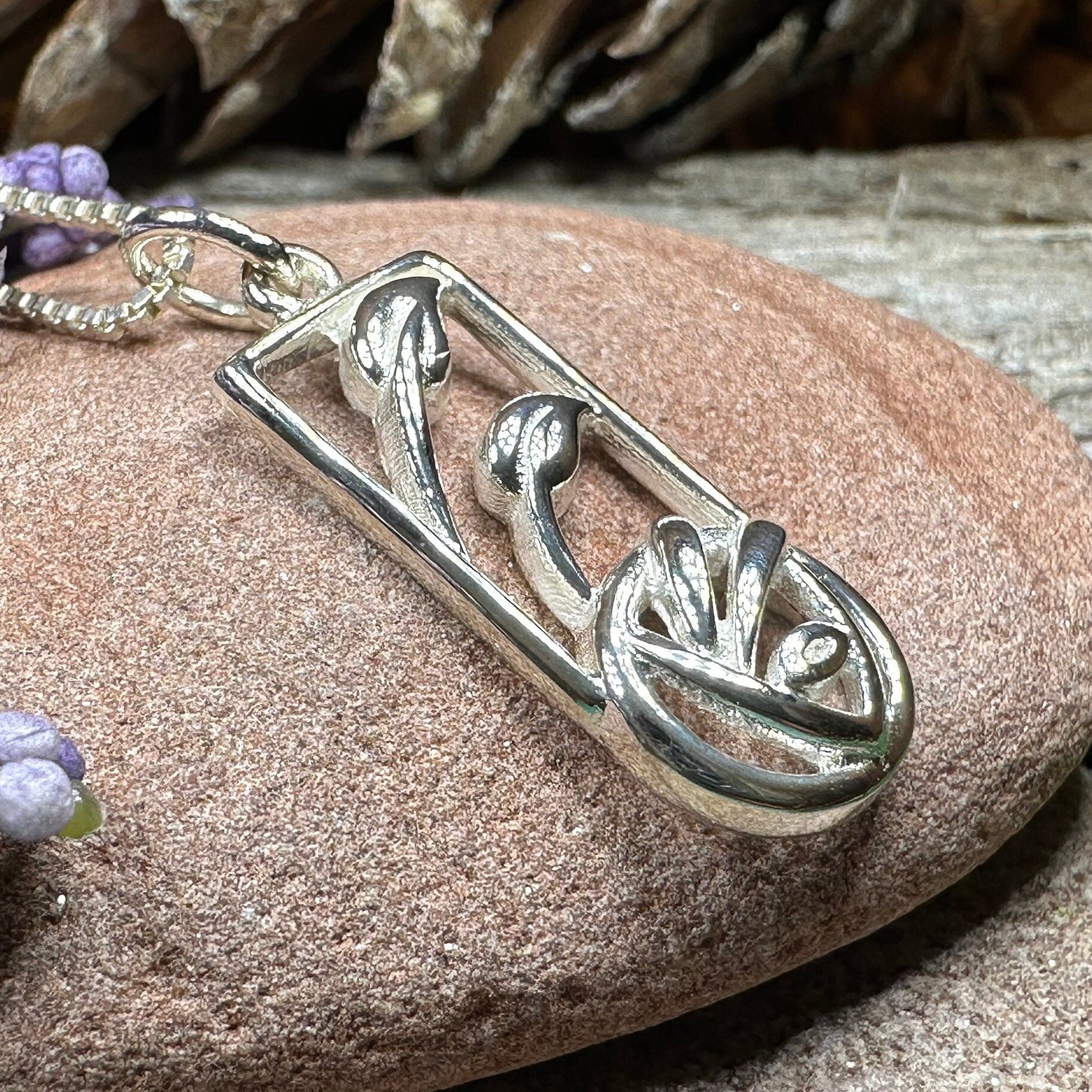 Kristalynne Mackintosh Rose Necklace