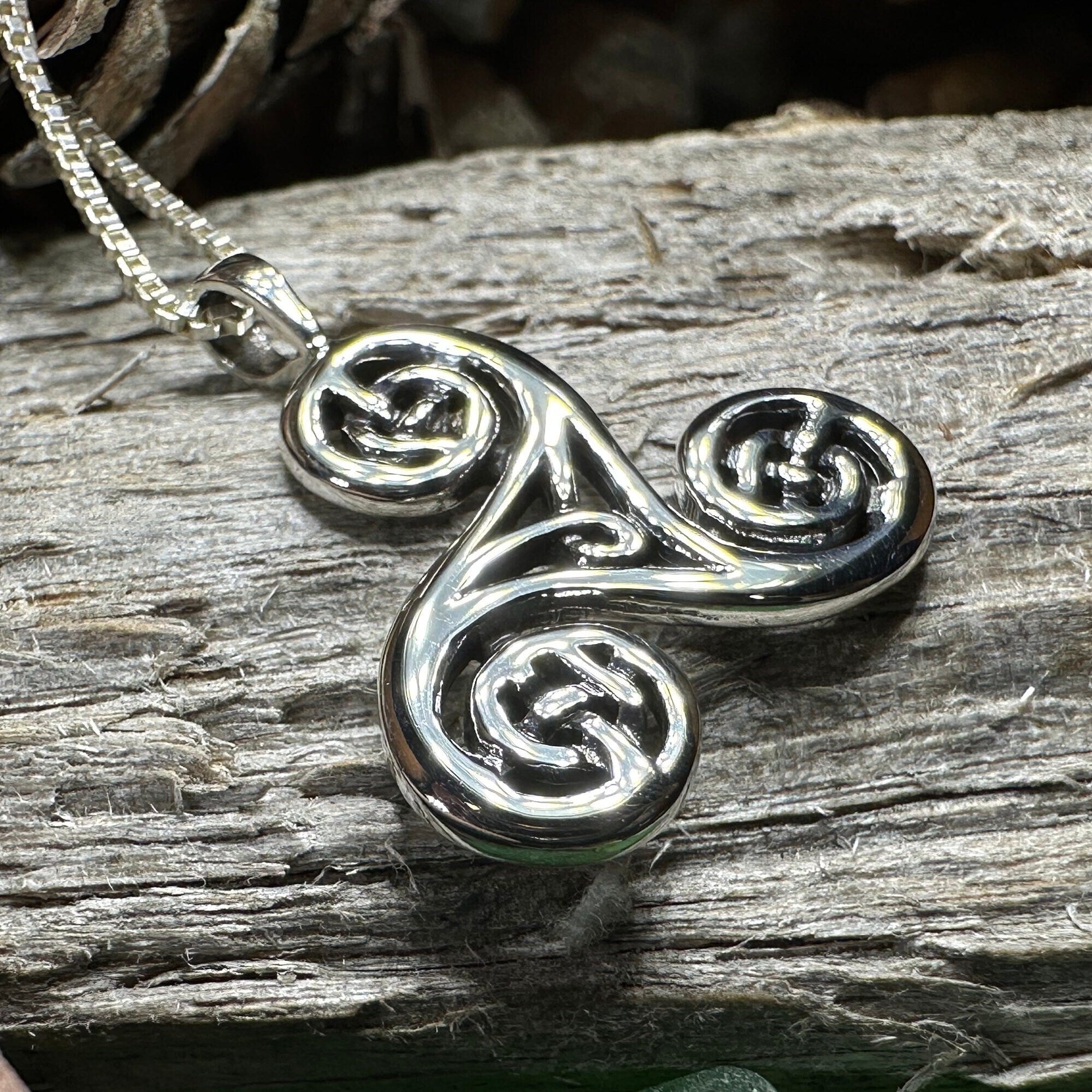 Gaeltide Triple Spiral Necklace