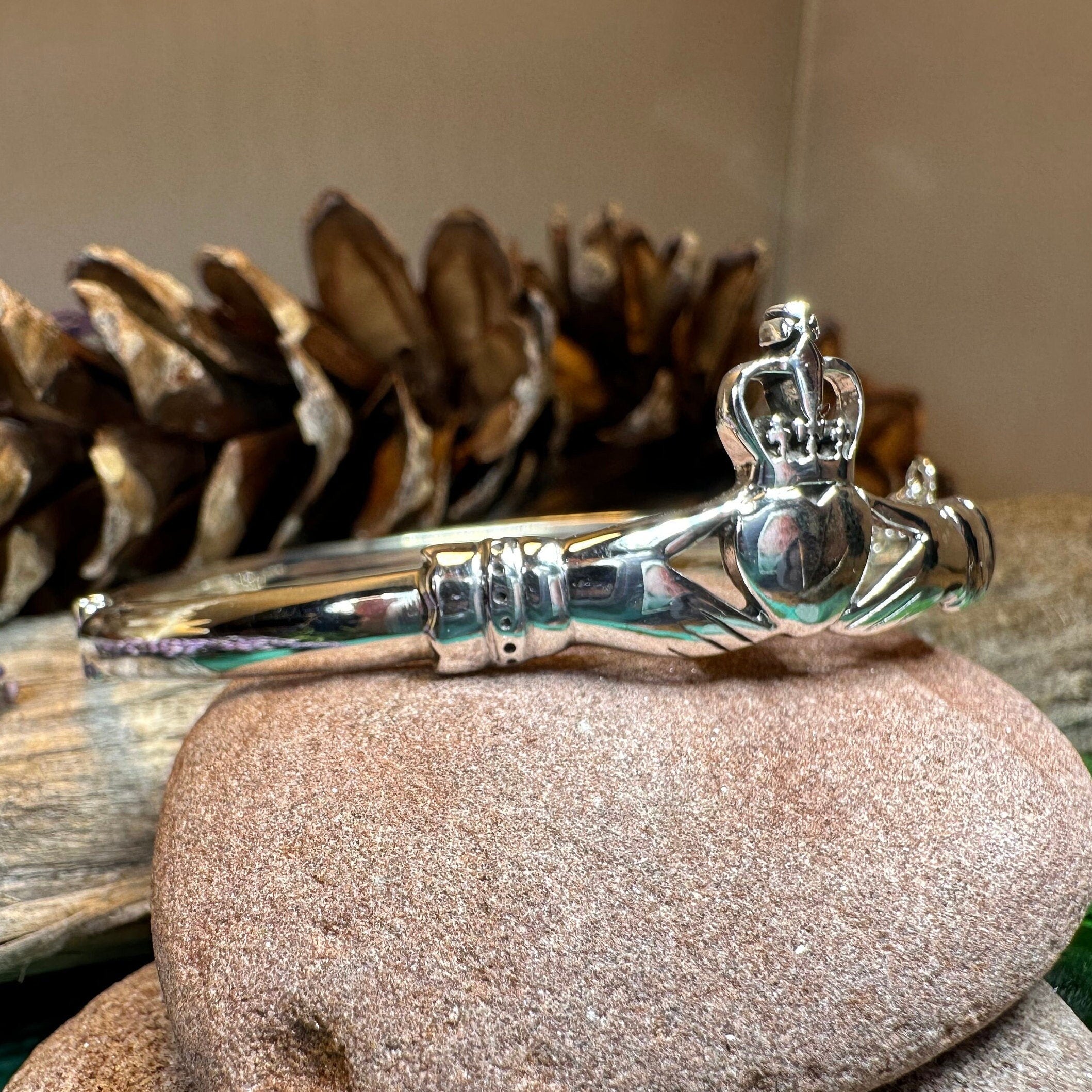 Ballisodare Claddagh Bracelet