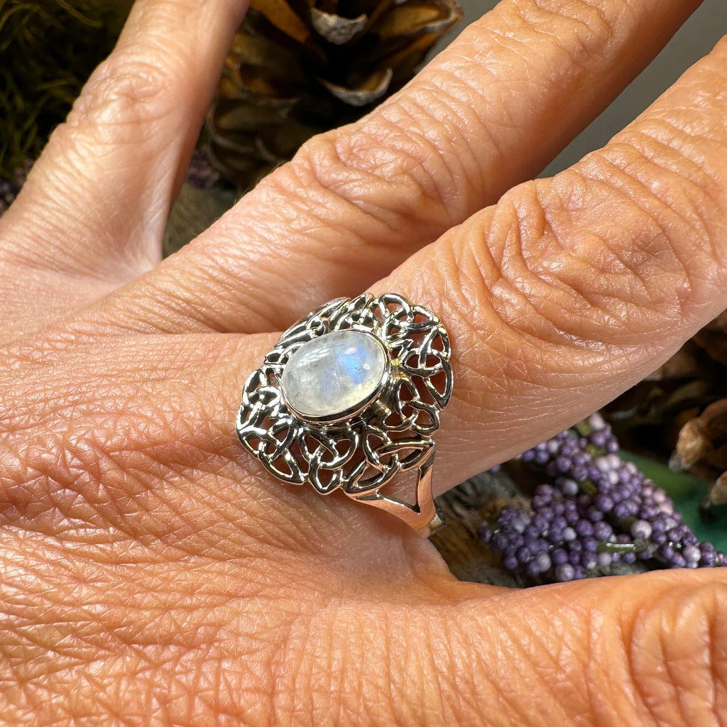 Celtic Starglow Moonstone Ring