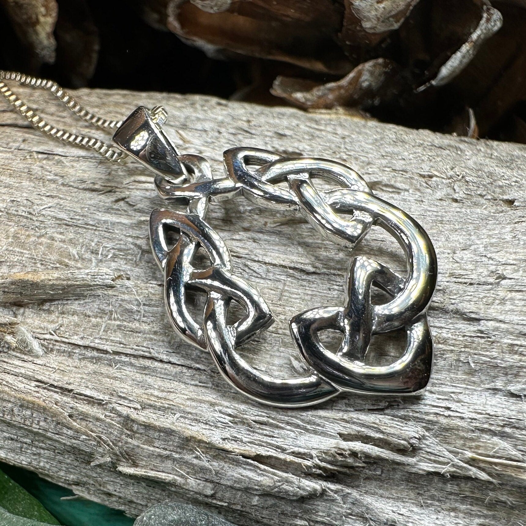 Willow Celtic Knot Necklace