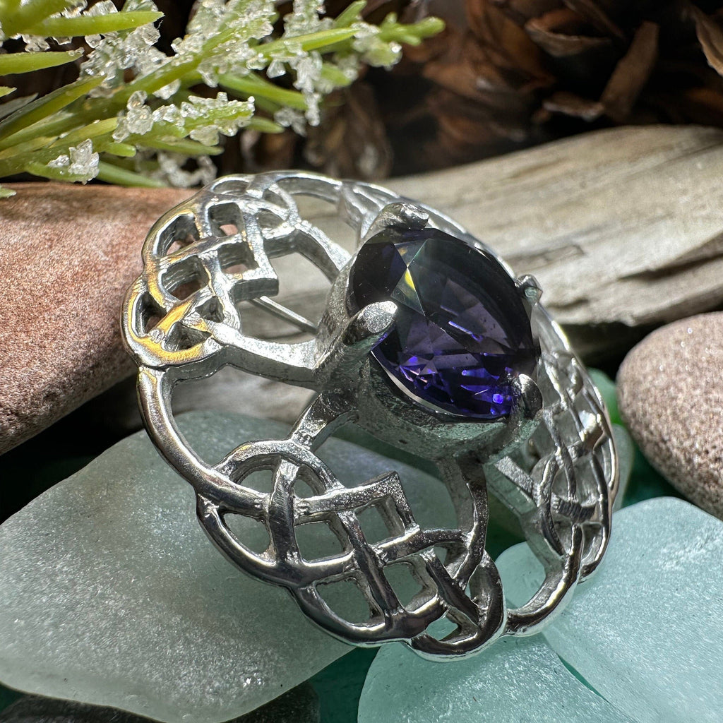 Aurelia Celtic Knot Brooch