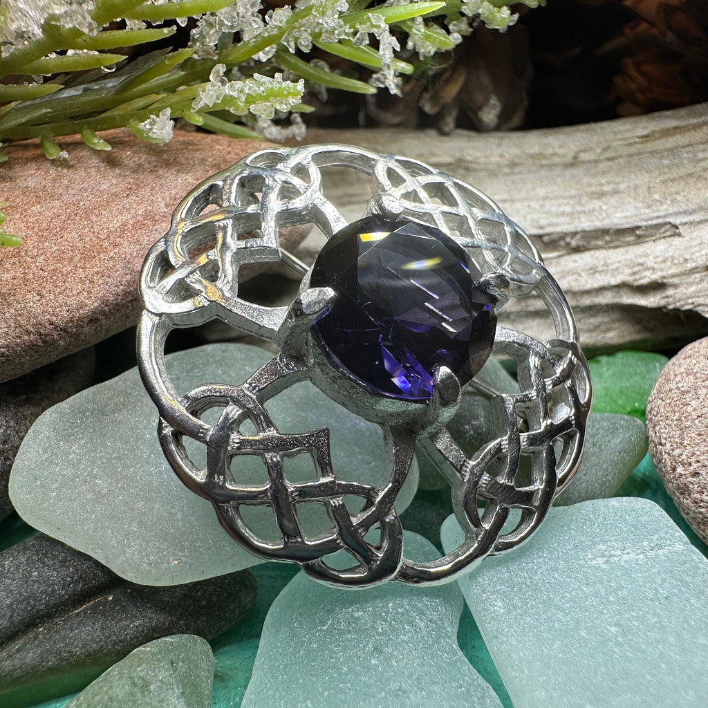 Aurelia Celtic Knot Brooch