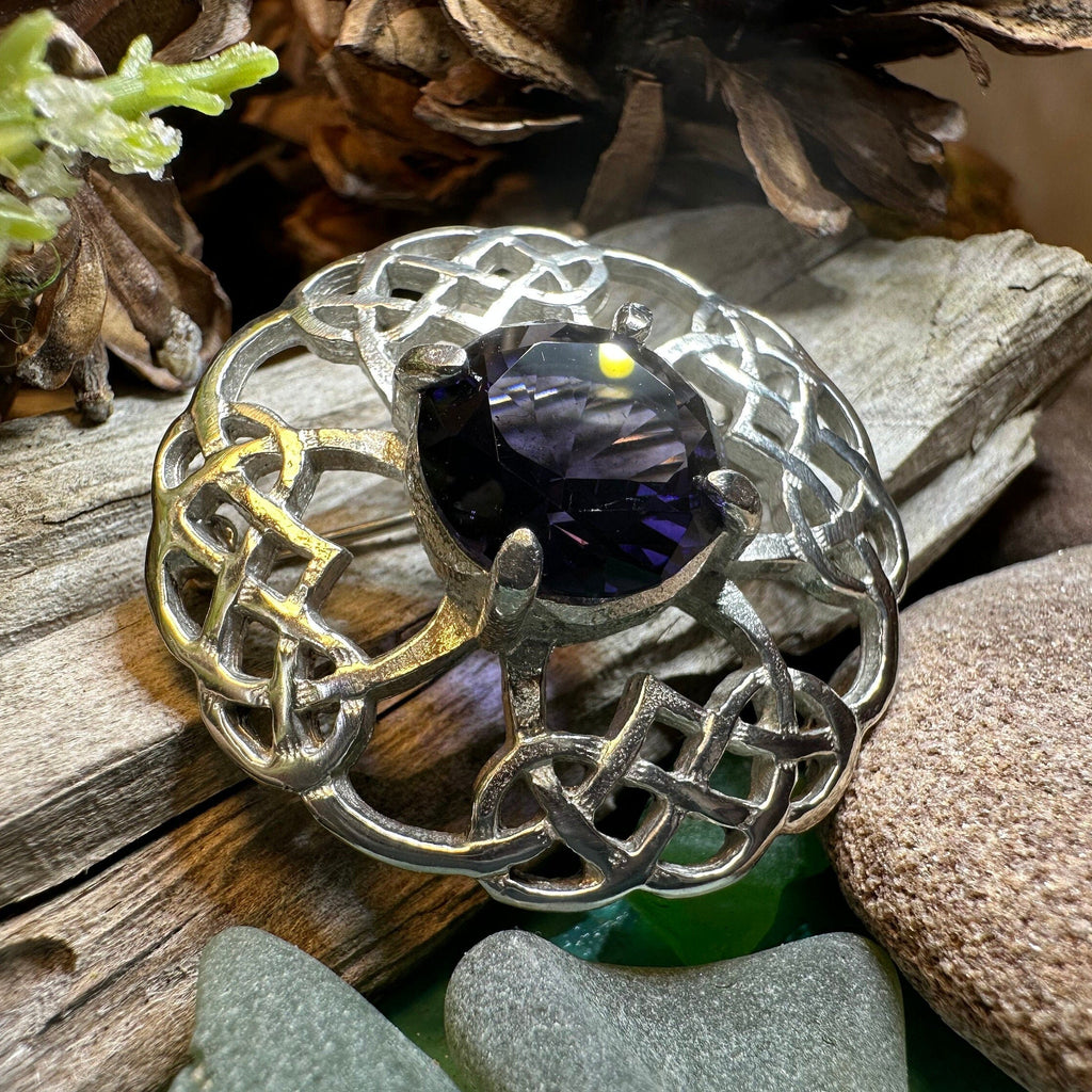 Aurelia Celtic Knot Brooch