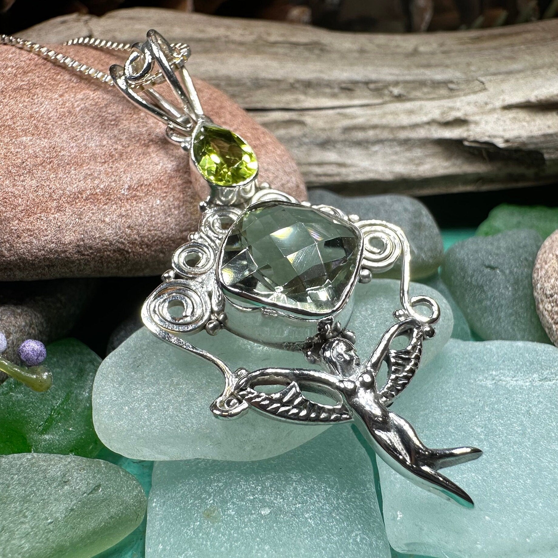 Irerni Fairy Necklace