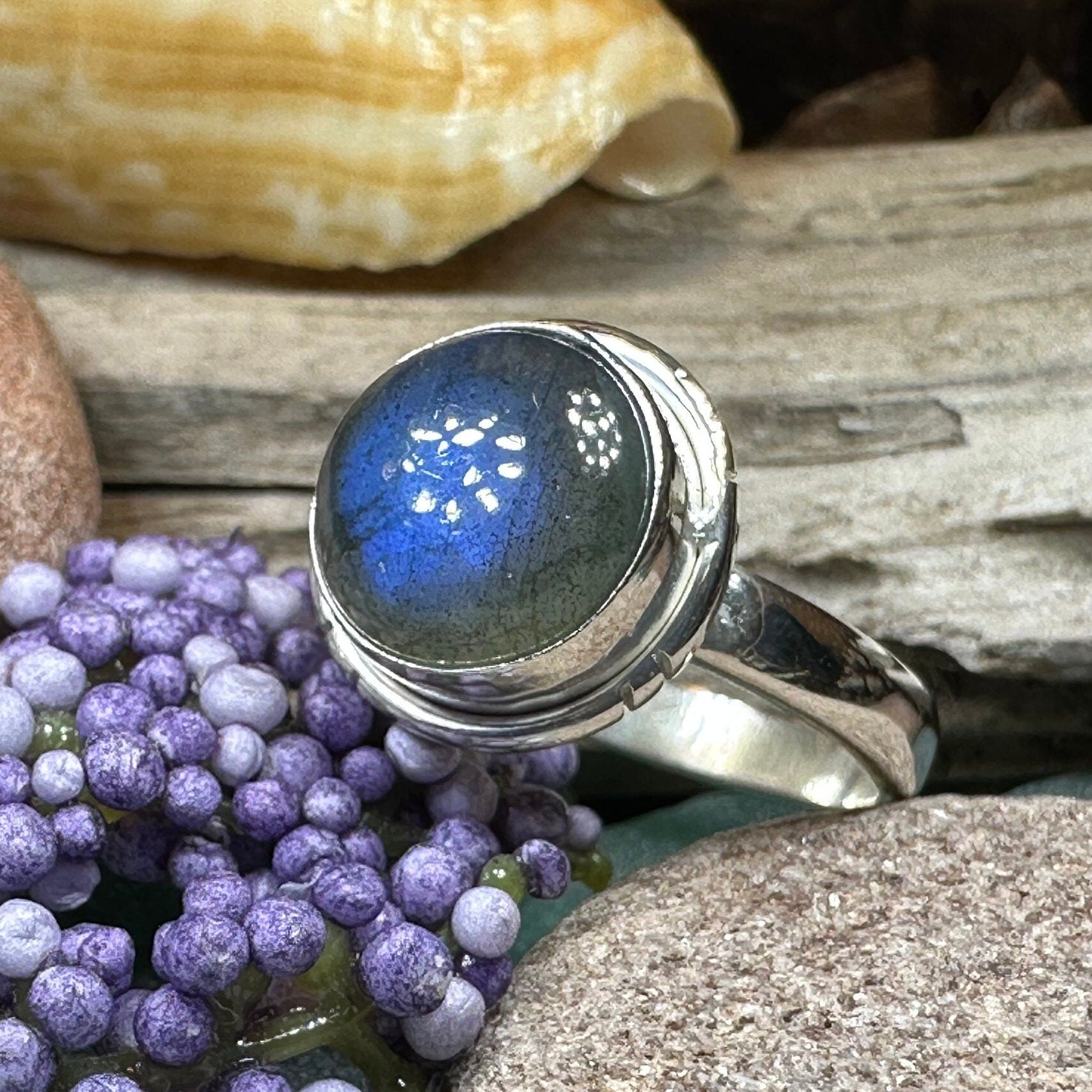 Celtic Twilight Labradorite Ring