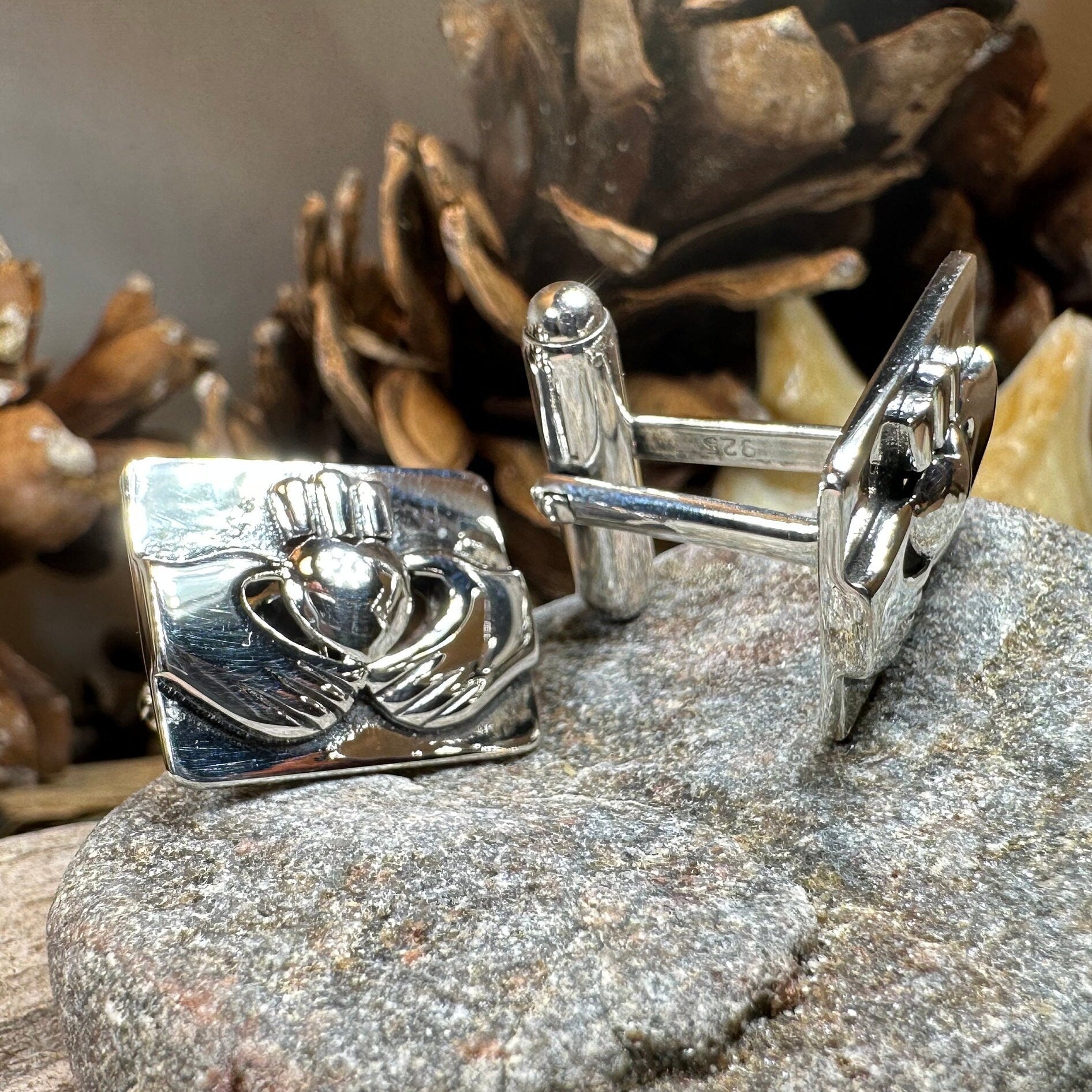 Traditional Claddagh Cuff Links