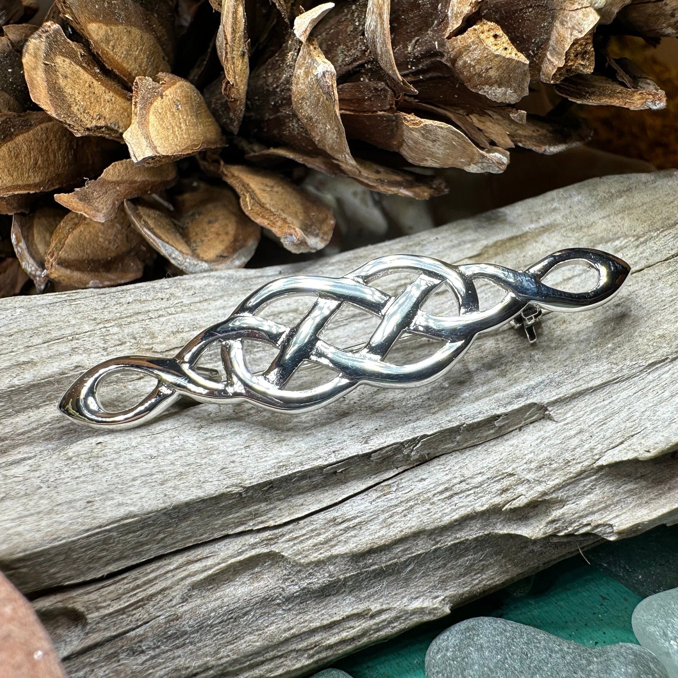 Volunti Celtic Knot Bar Brooch