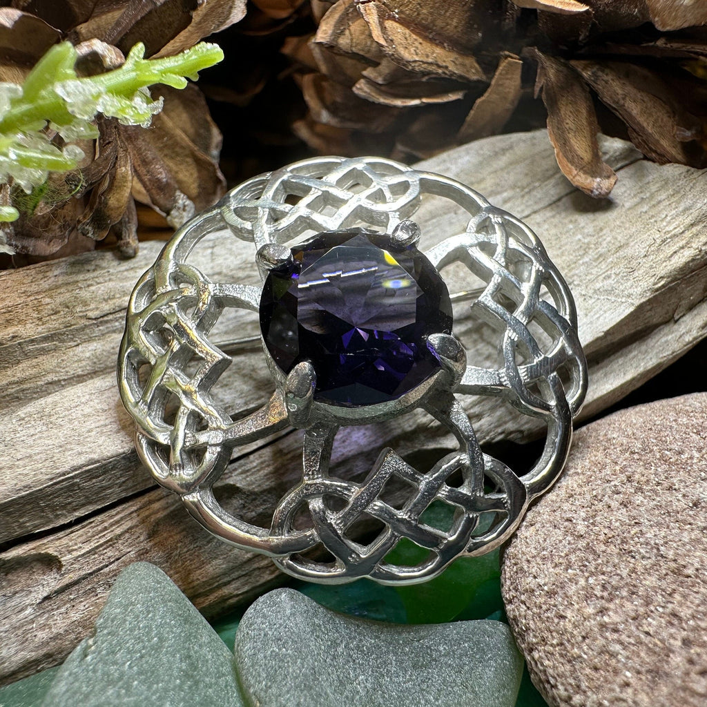 Aurelia Celtic Knot Brooch