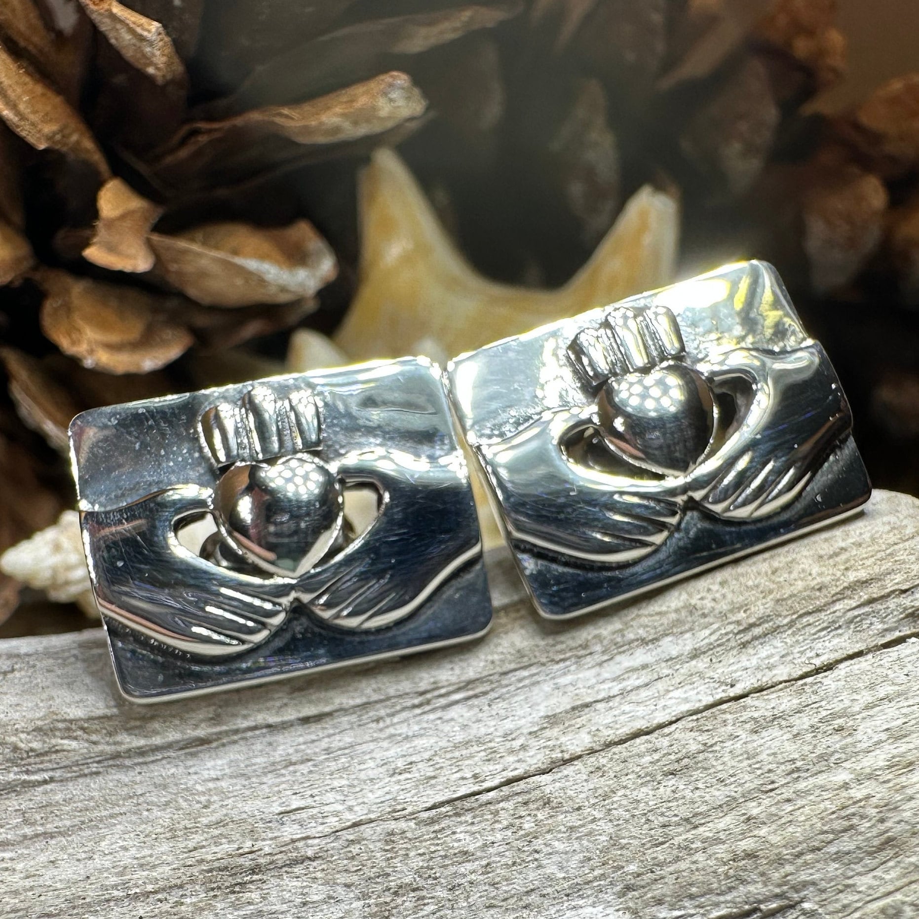 Traditional Claddagh Cuff Links