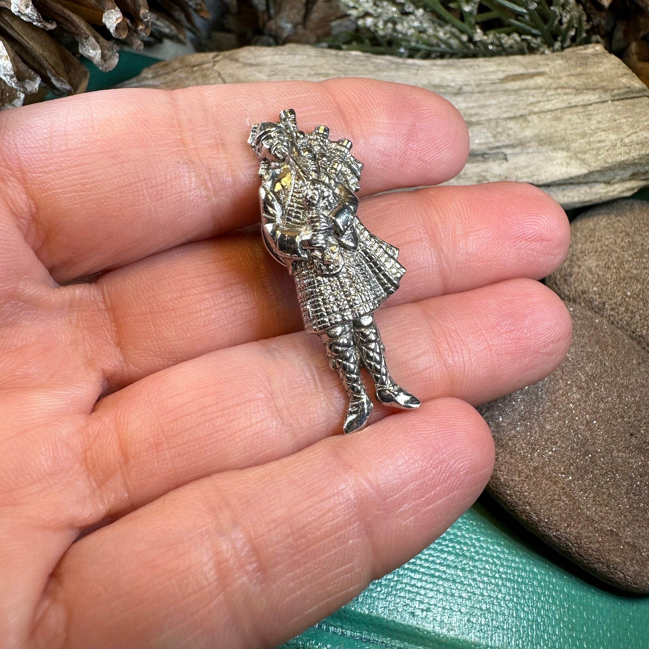 Bagpiper Lapel Pin