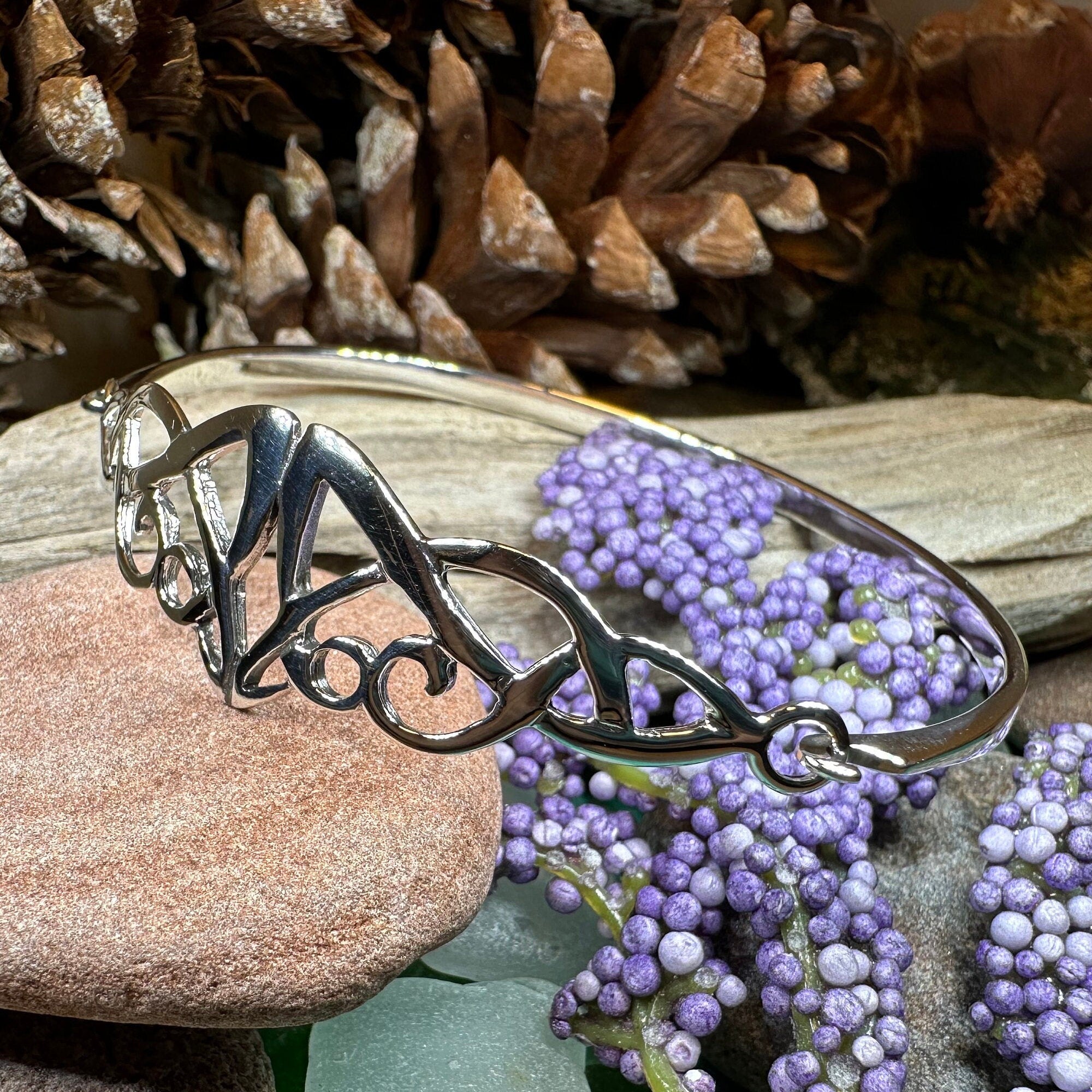 Maurelle Celtic Knot Bracelet
