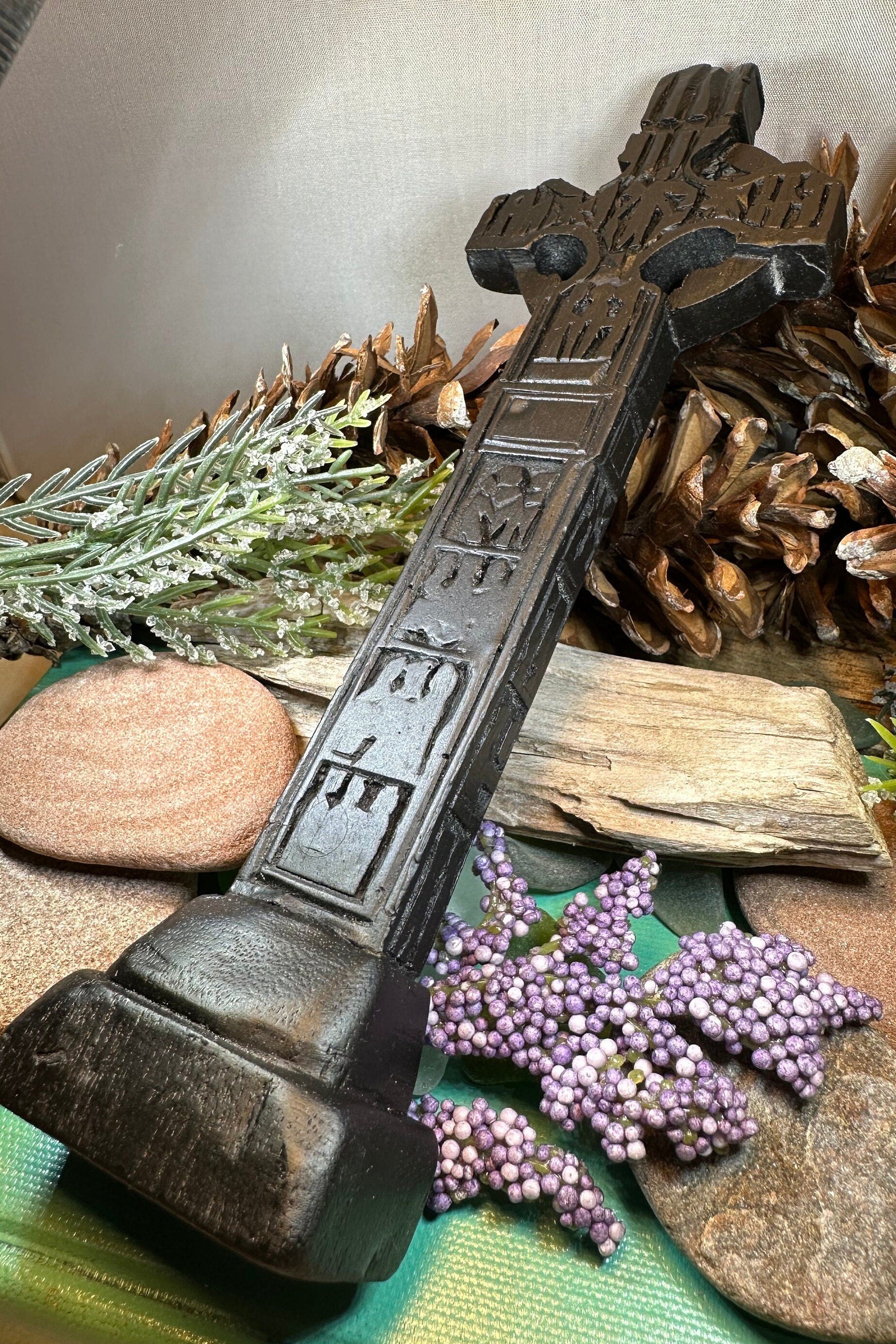 Ardboe Celtic Cross Turf Statue